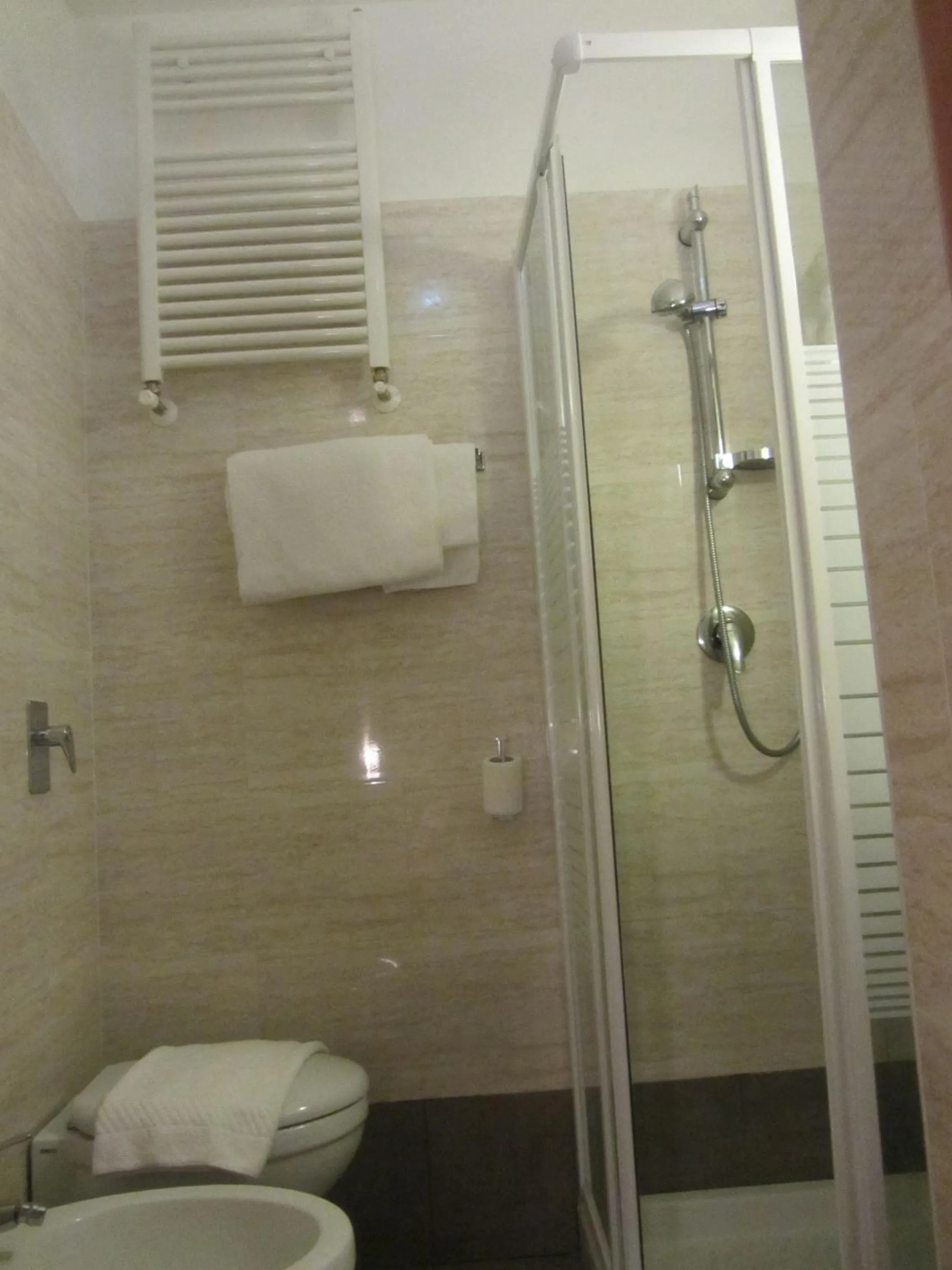 Bathroom in Hotel Nizza