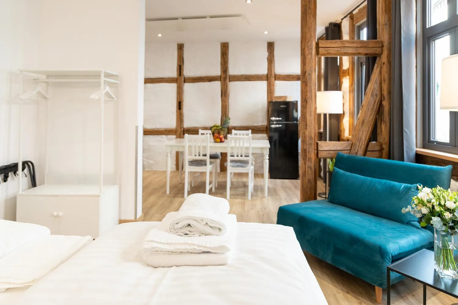 Photo of the whole room, Bed in Schiefer Suite Hotel & Apartments