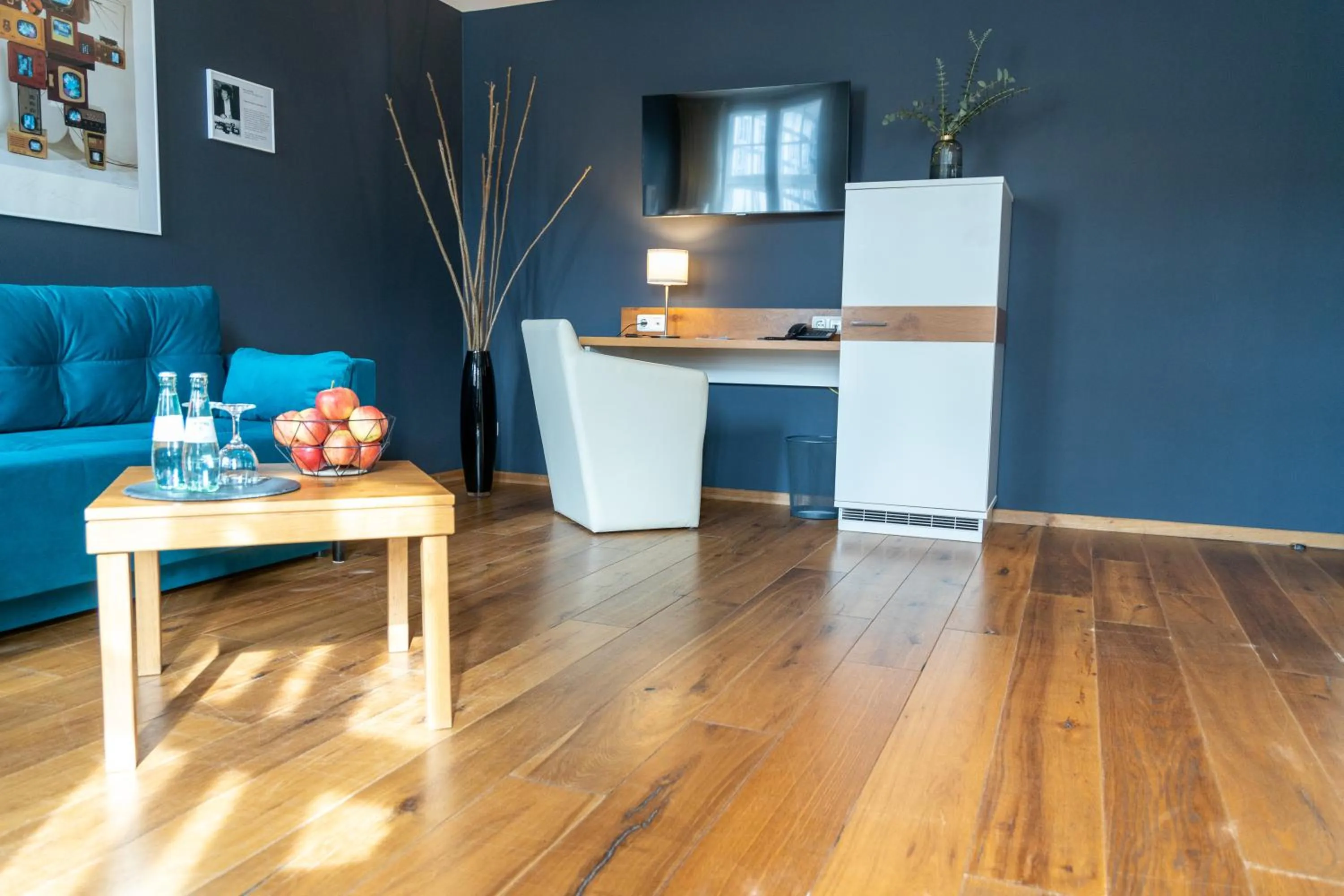 TV and multimedia in Schiefer Suite Hotel & Apartments