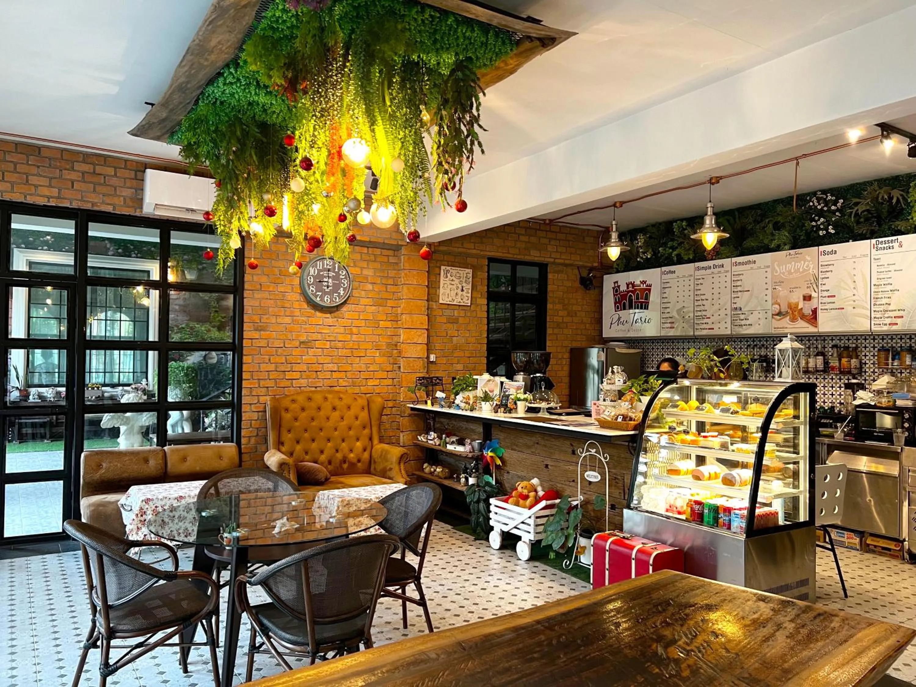 Restaurant/places to eat in Phuiyara Resort