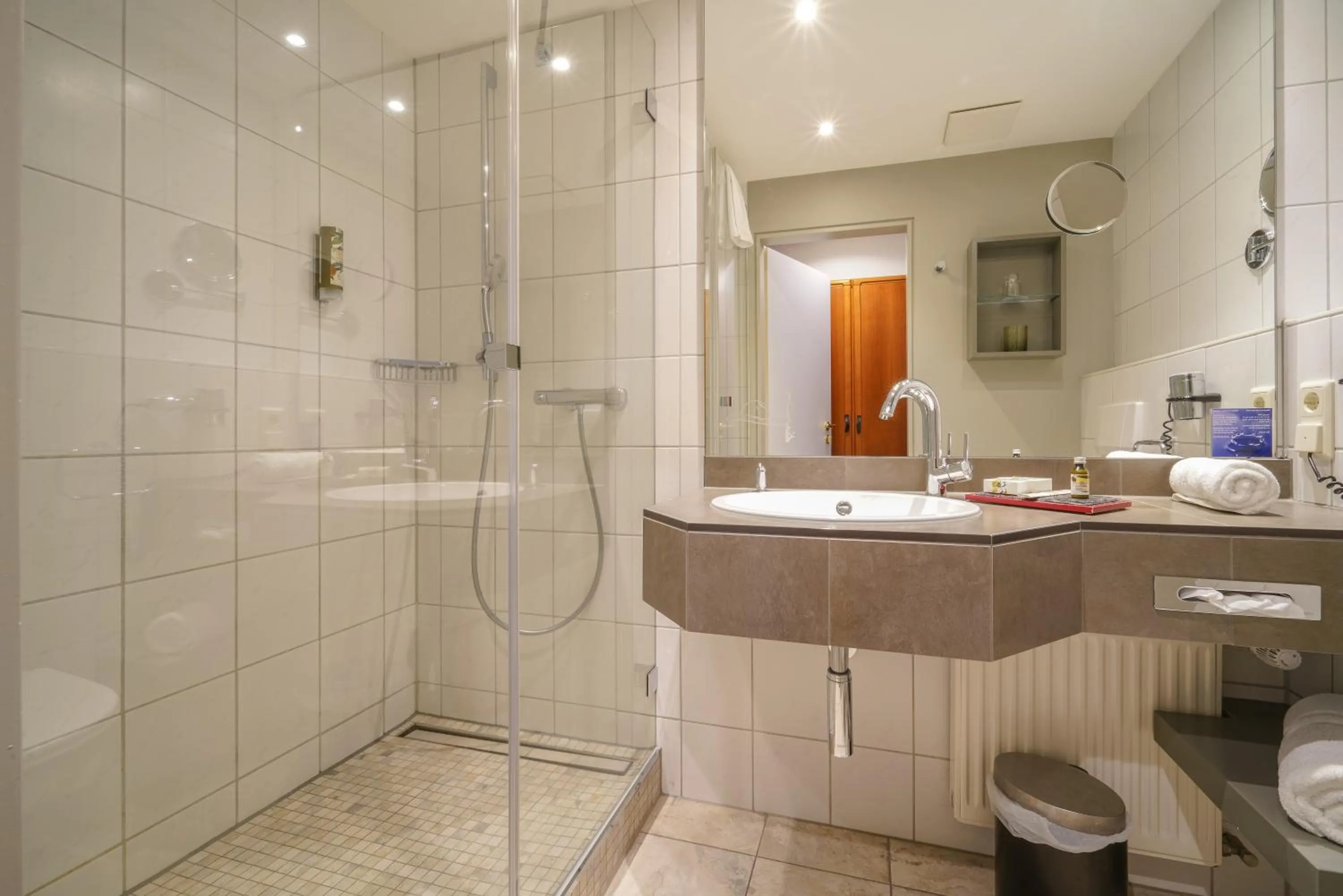 Shower in Hotel Heidegrund