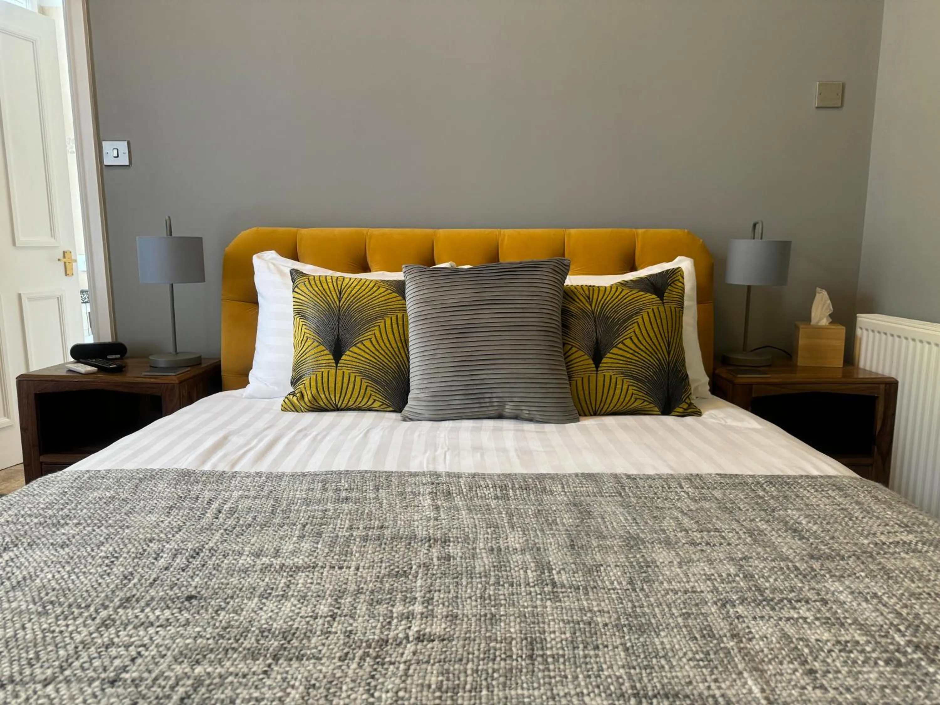 Bed in The Red Lion Hotel