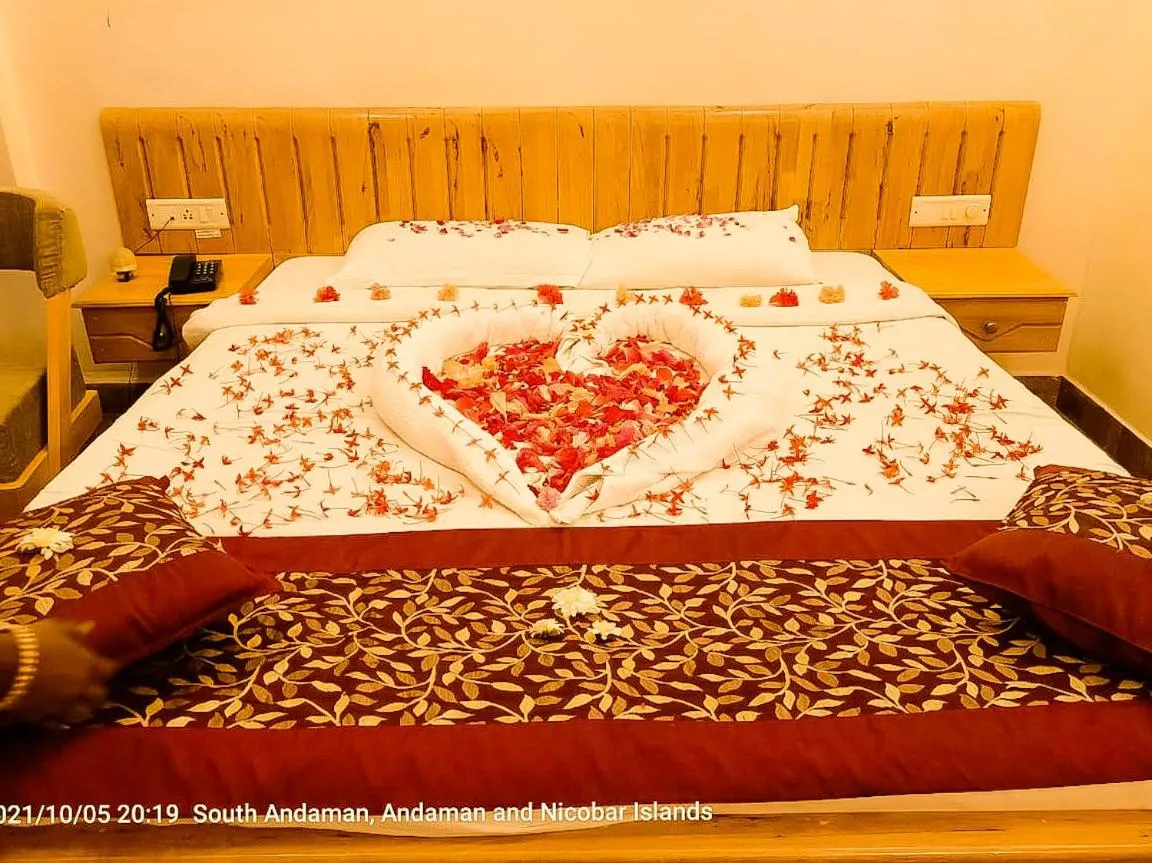 Bed in The Kingdom, Havelock