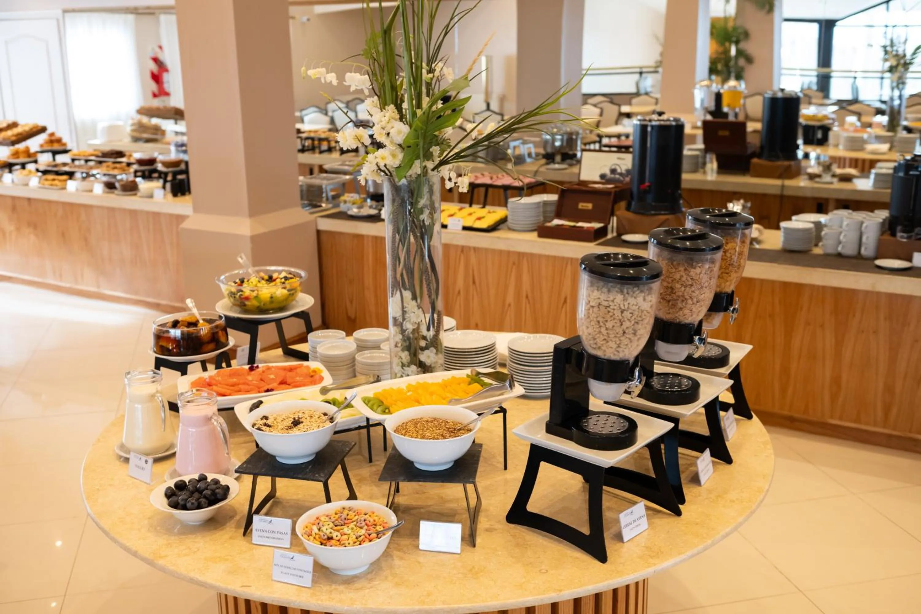 Buffet breakfast in Lagos Del Calafate