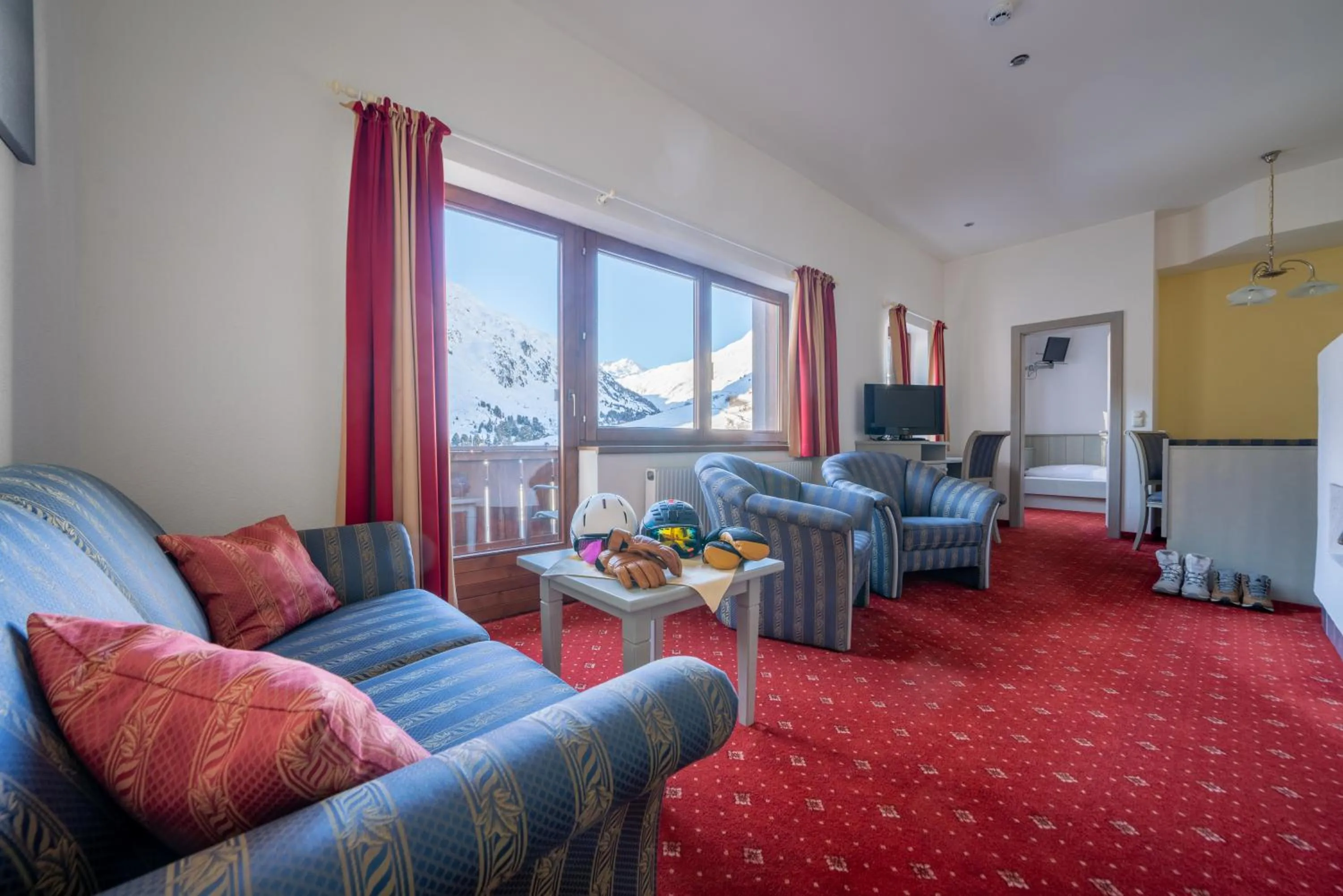 Photo of the whole room in Hotel Similaun