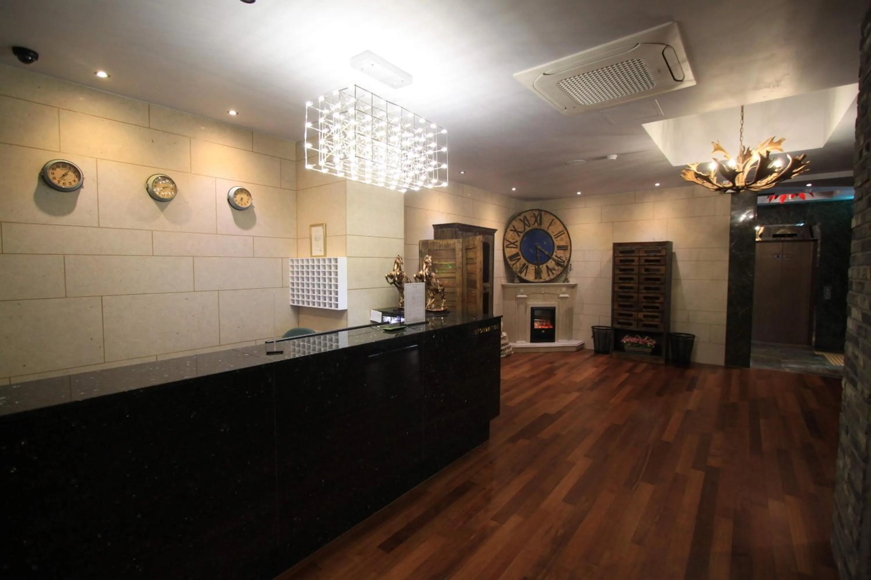 Facade/entrance, Lobby/Reception in Praha Boutique Hotel