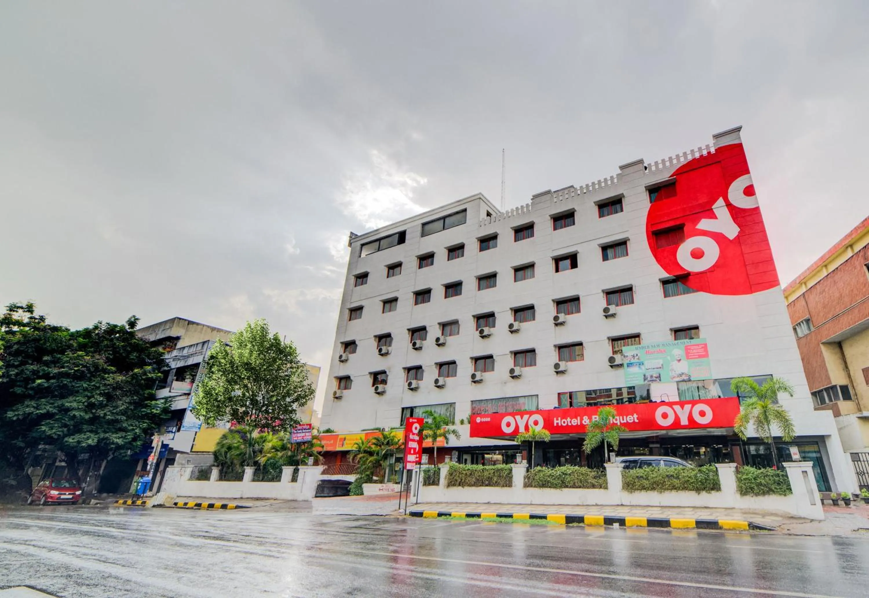 Facade/entrance in Hotel O Kachiguda Railway Station