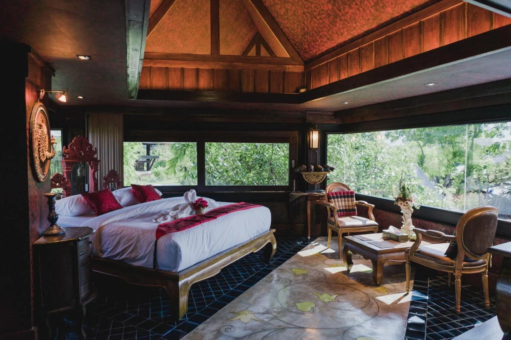 Suite with Balcony in Bantunglom Resort