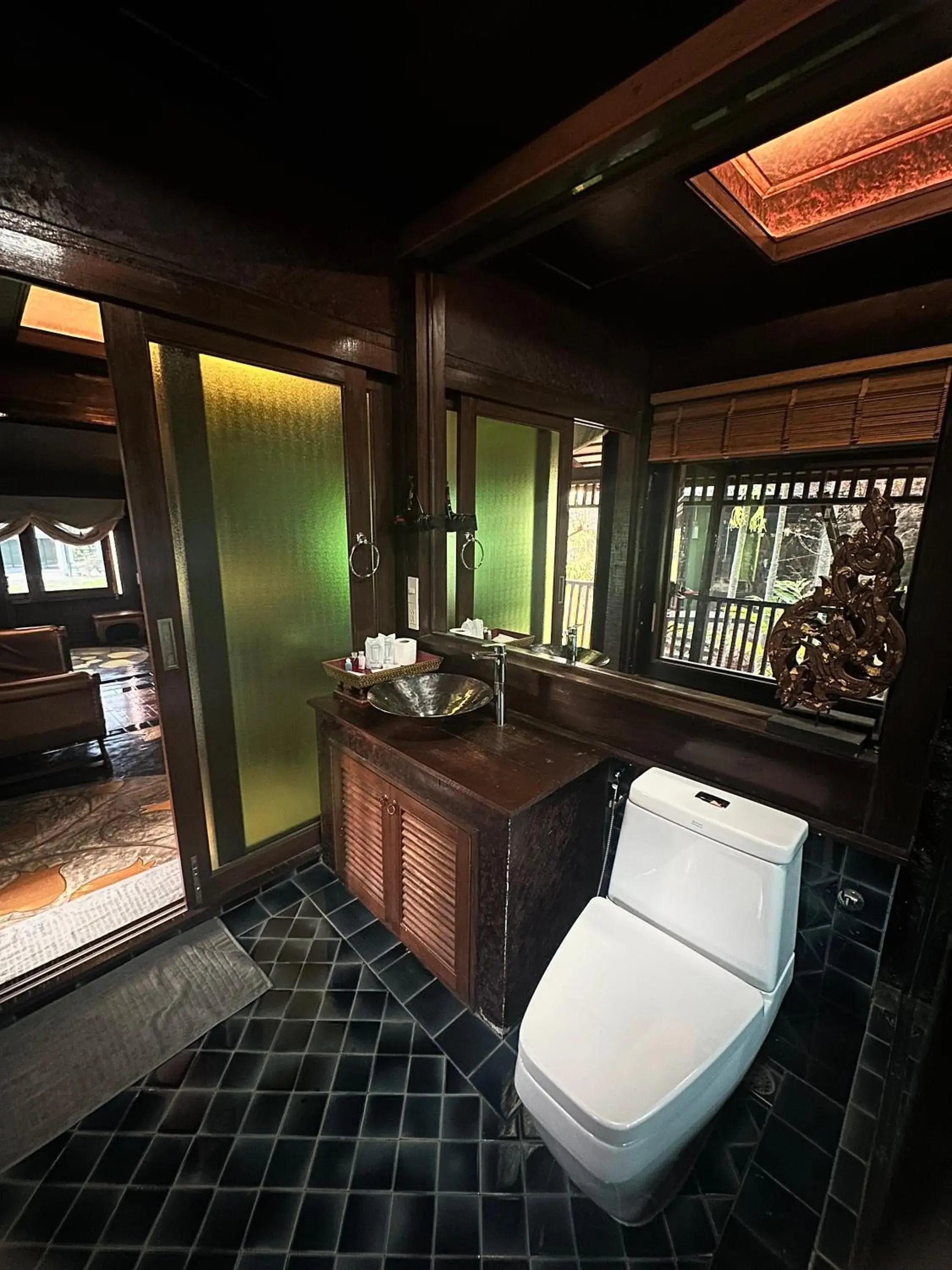 Deluxe King Room in Bantunglom Resort Deluxe King Room in Bantunglom Resort