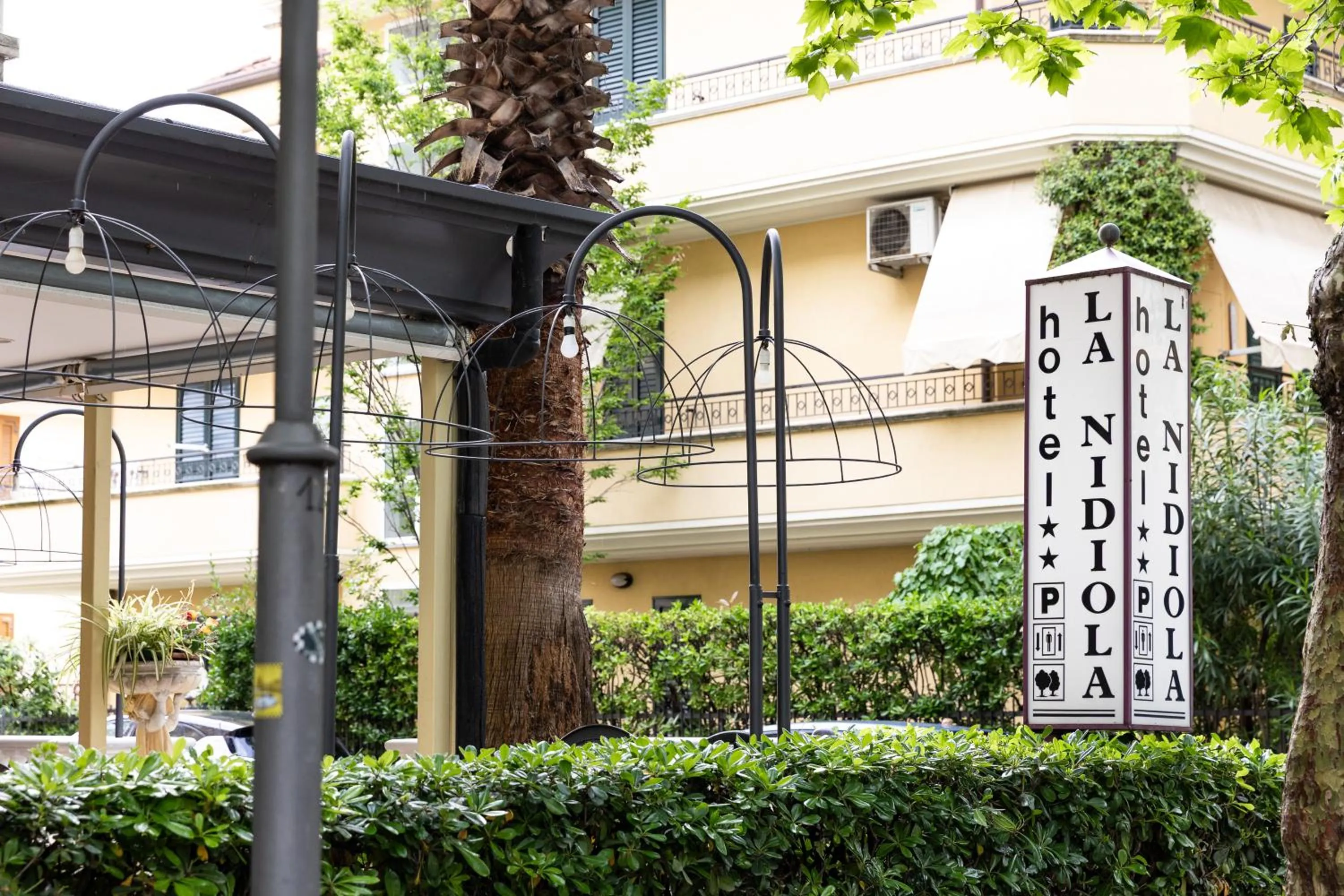 Property building in Hotel La Nidiola