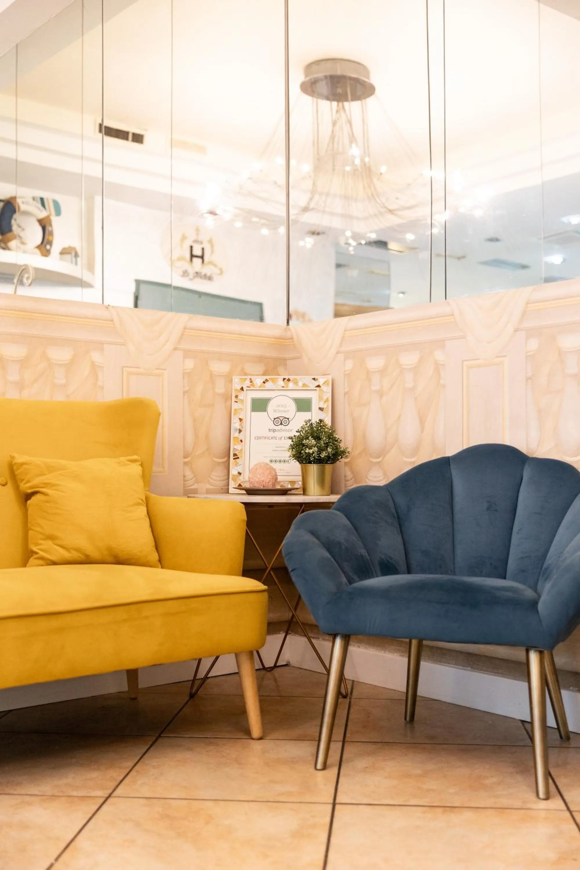 Lobby or reception in Hotel La Nidiola