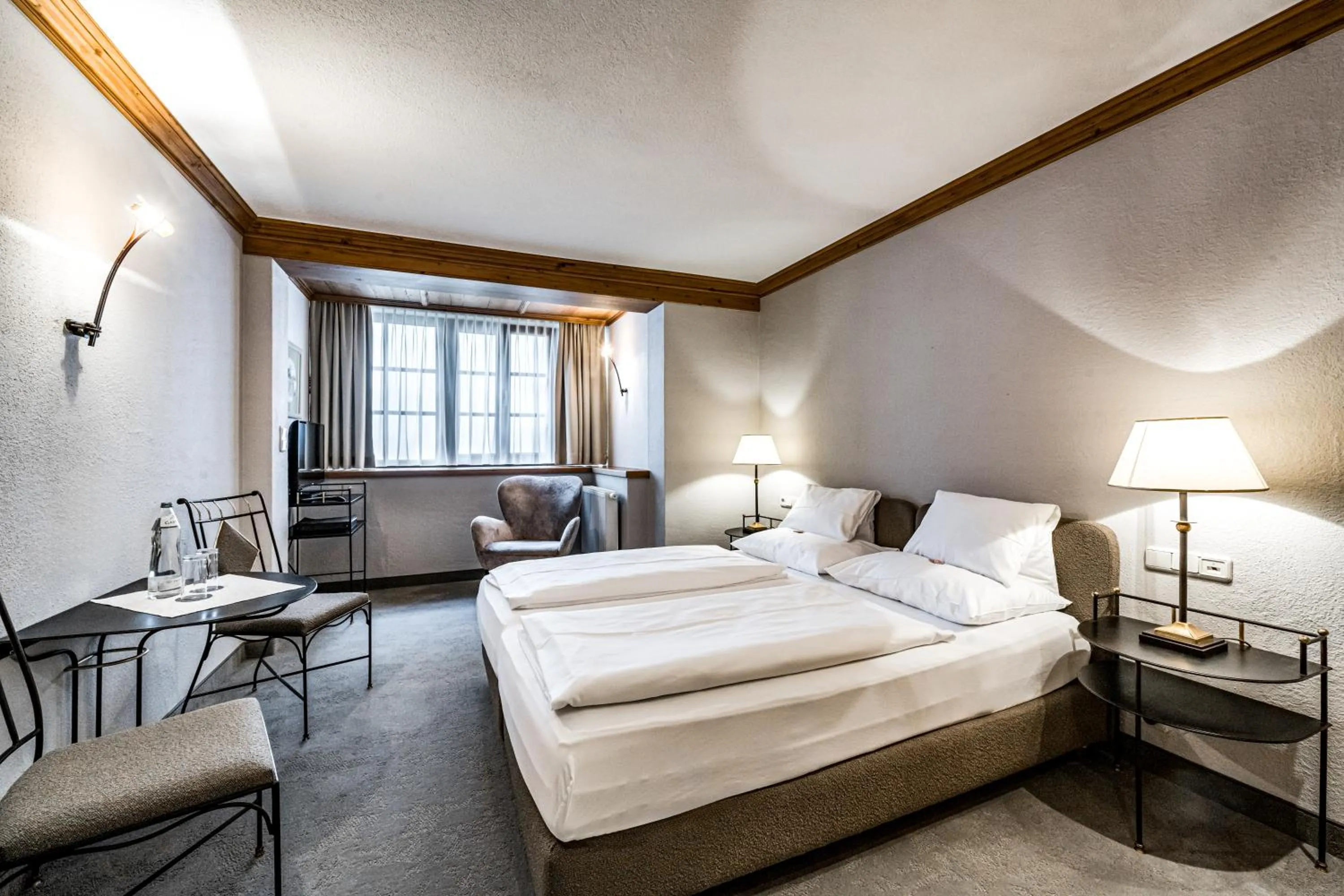 Bedroom, Bed in Hotel Alpina Sölden - Adults Only