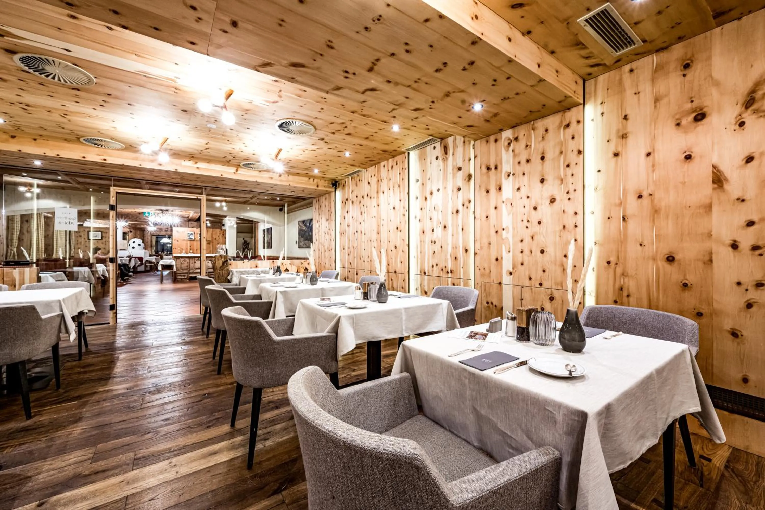 Restaurant/places to eat in Hotel Alpina Sölden - Adults Only