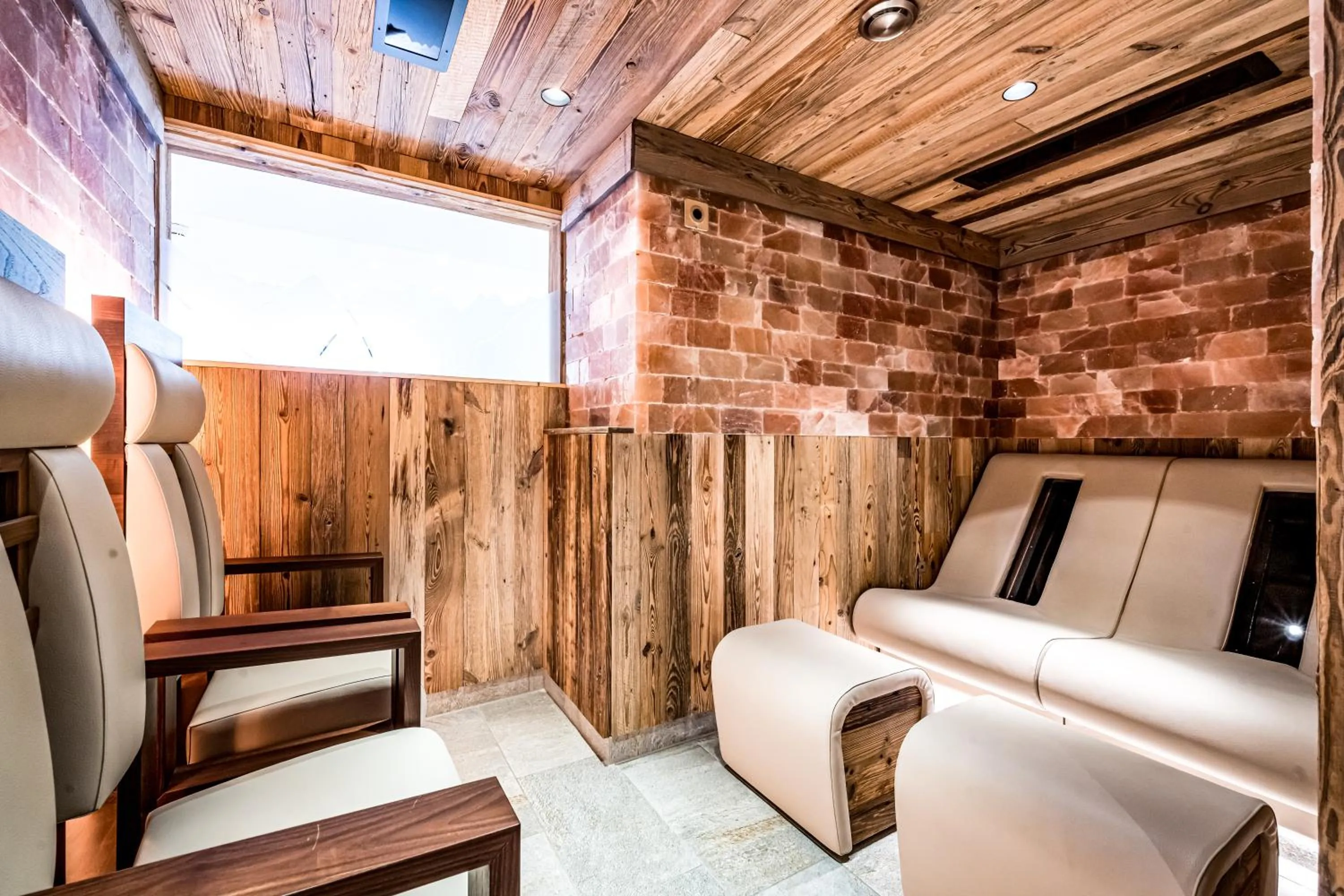 Spa and wellness centre/facilities in Hotel Alpina Sölden - Adults Only