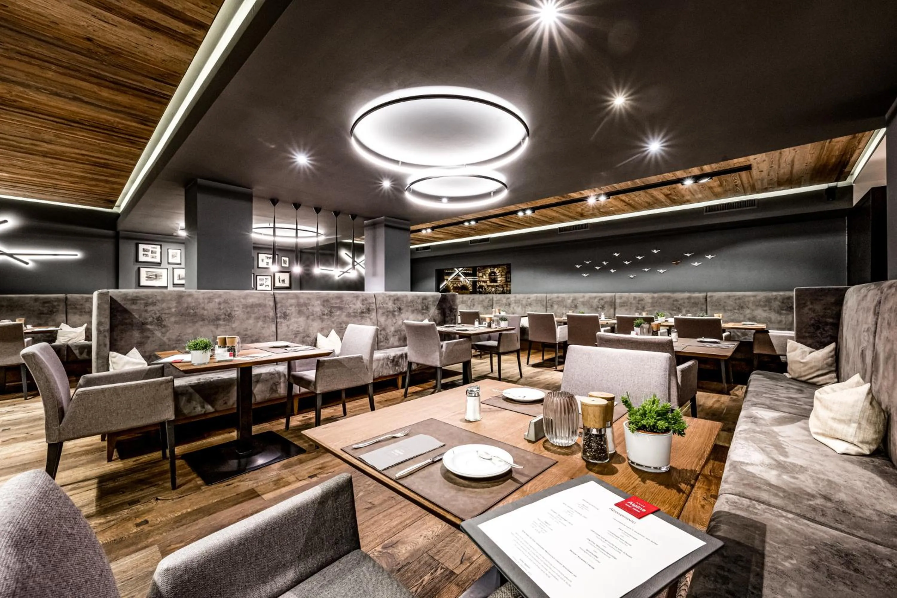 Restaurant/places to eat in Hotel Alpina Sölden - Adults Only