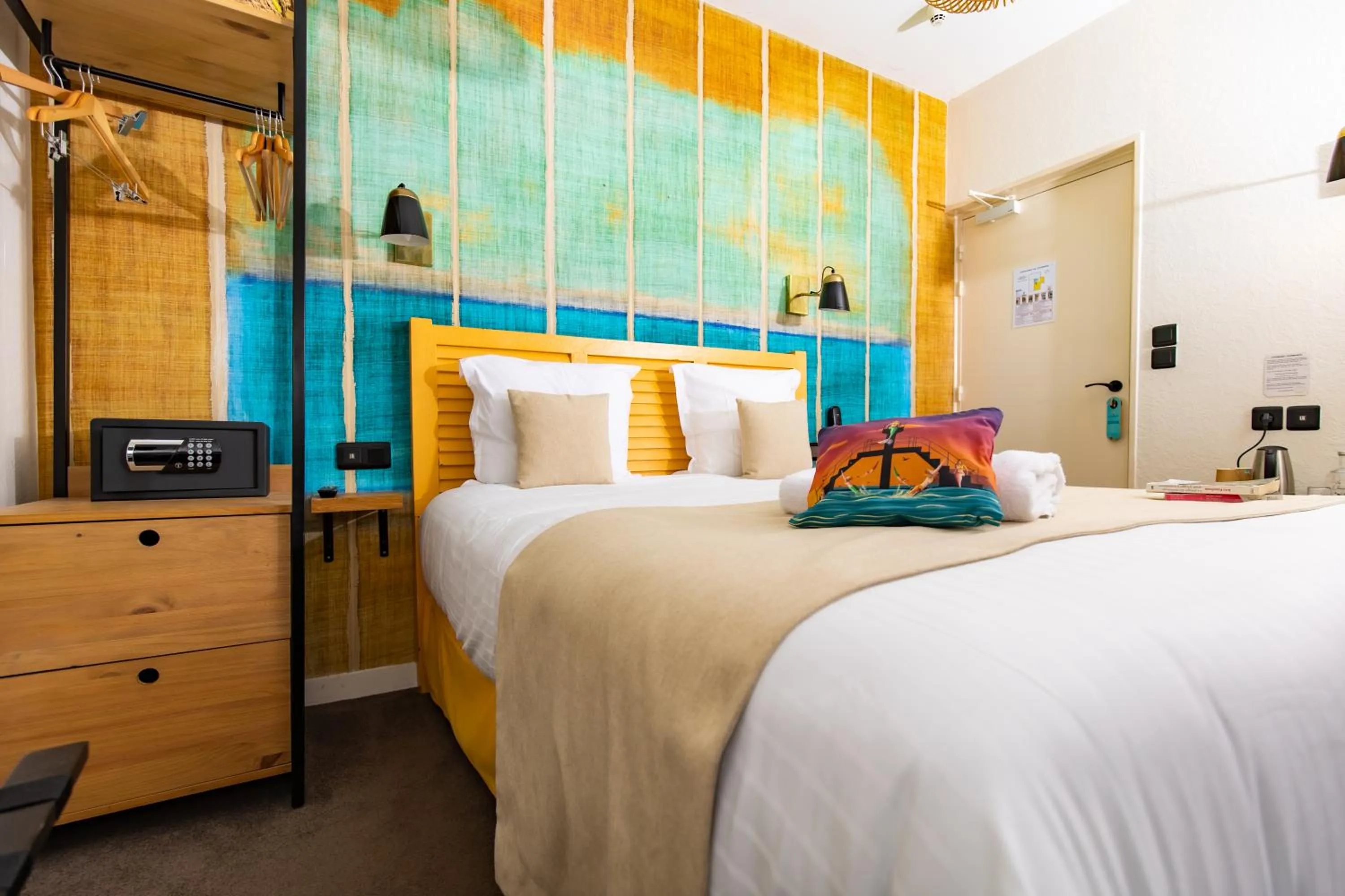 Bedroom, Bed in Les Charmettes