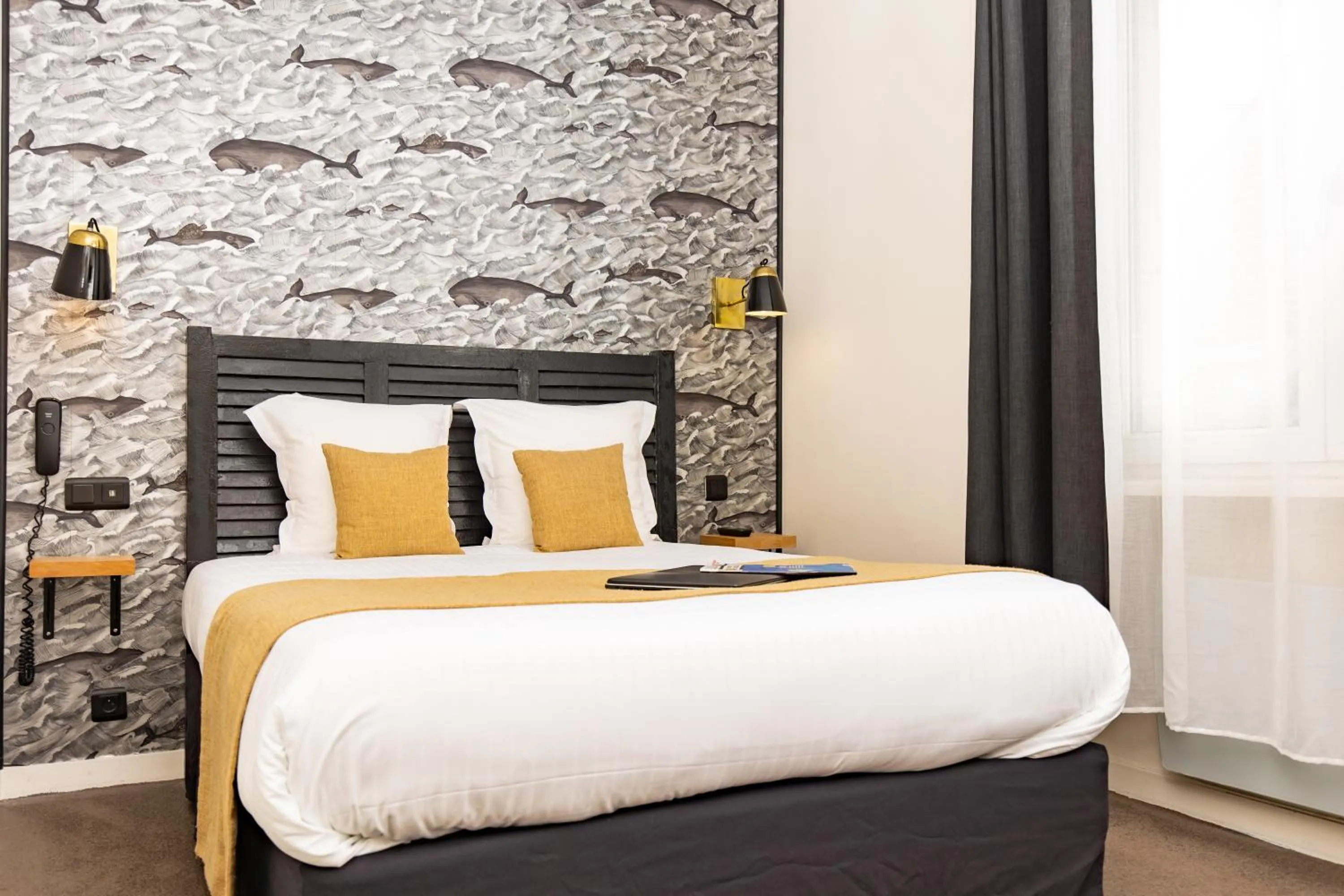 Bedroom, Bed in Les Charmettes