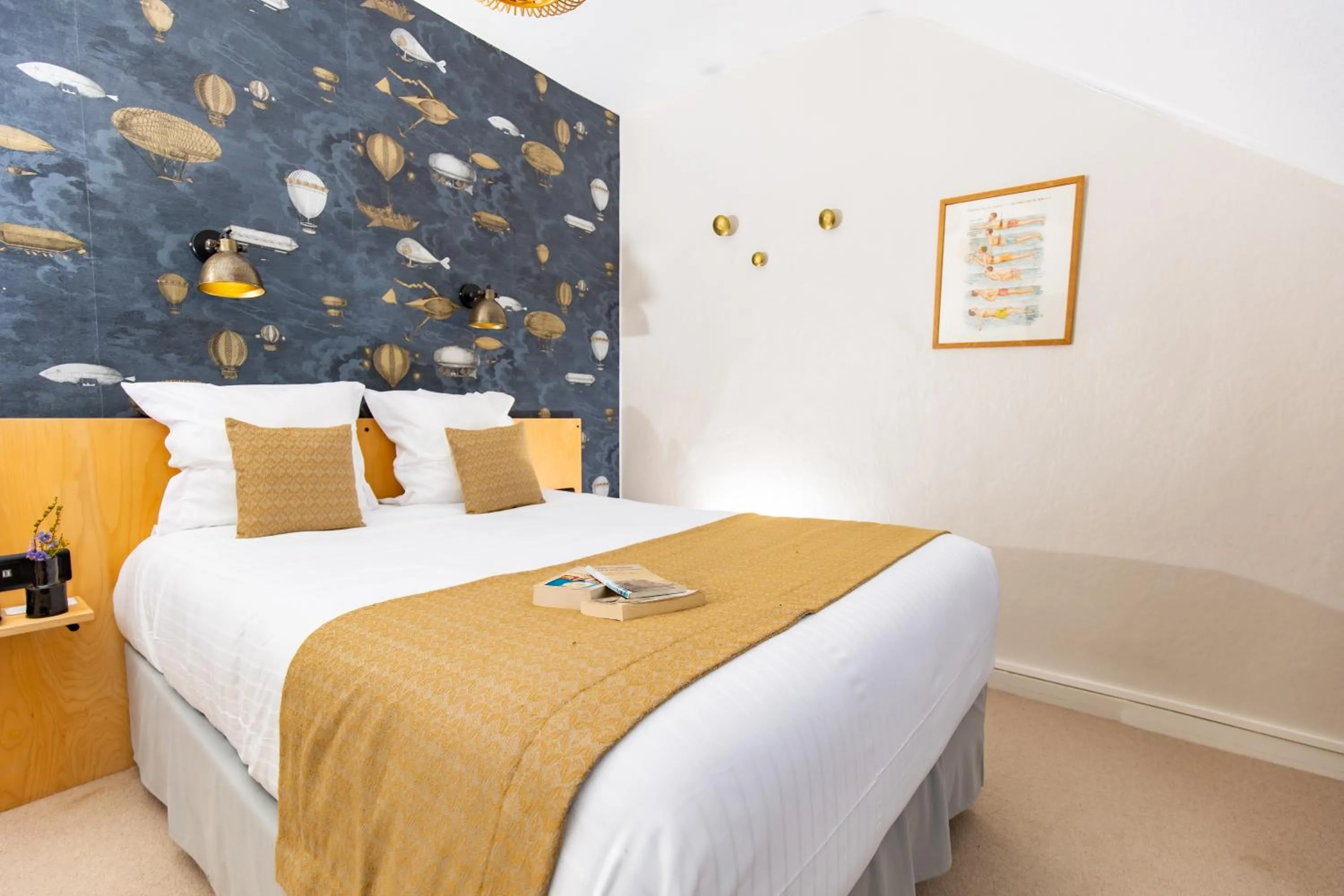 Bedroom, Bed in Les Charmettes