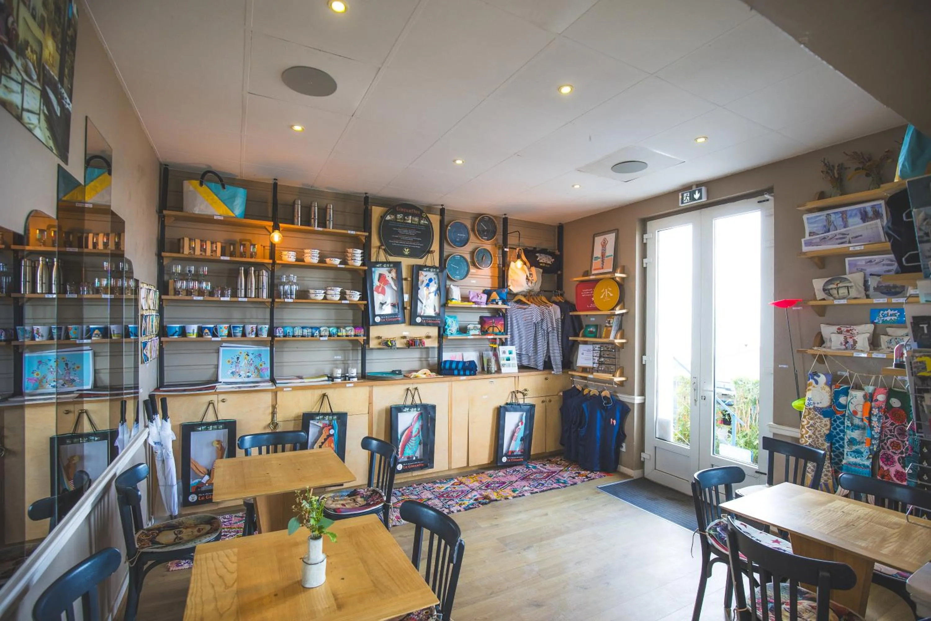 On-site shops in Les Charmettes