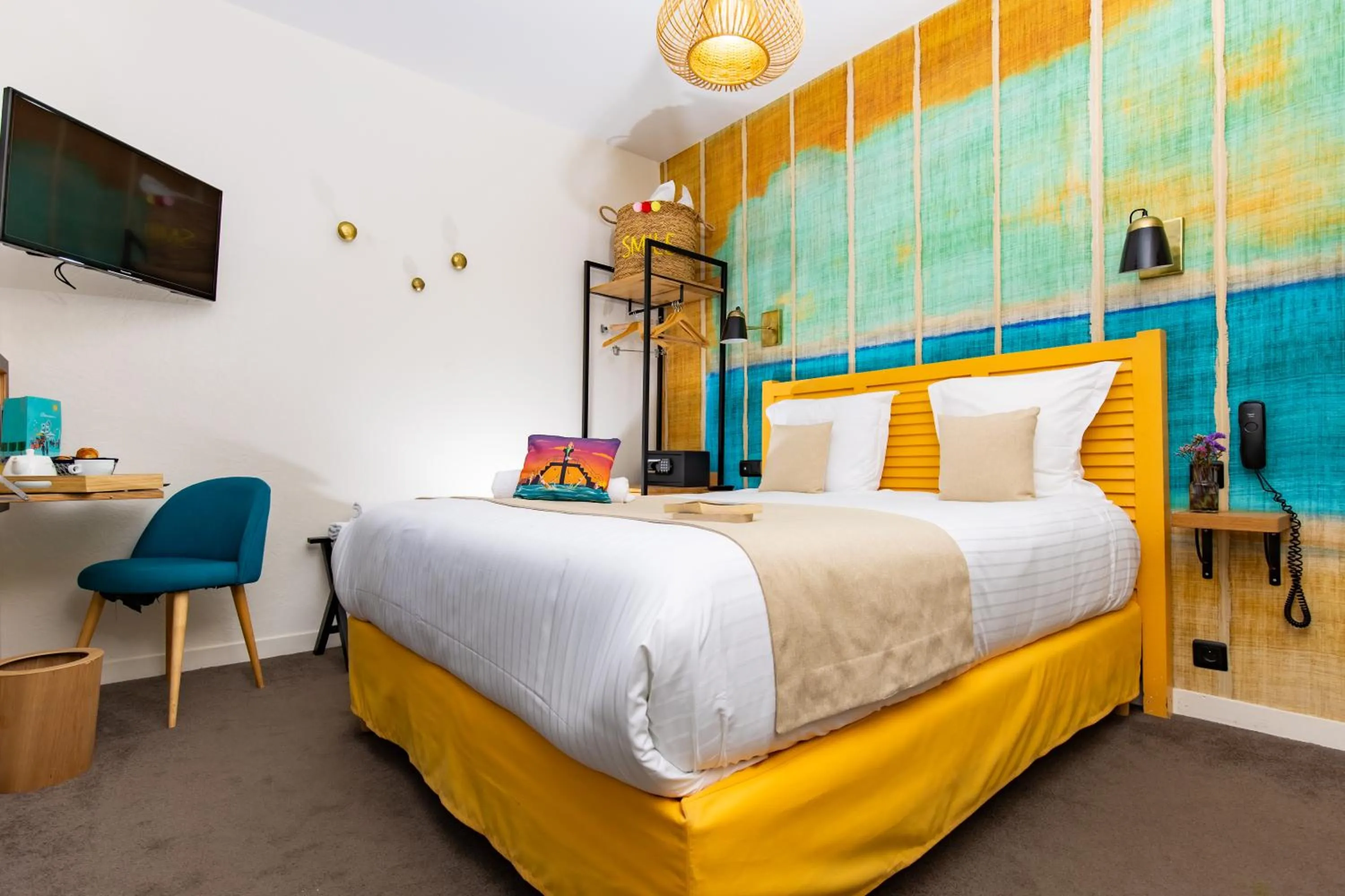 Bedroom, Bed in Les Charmettes