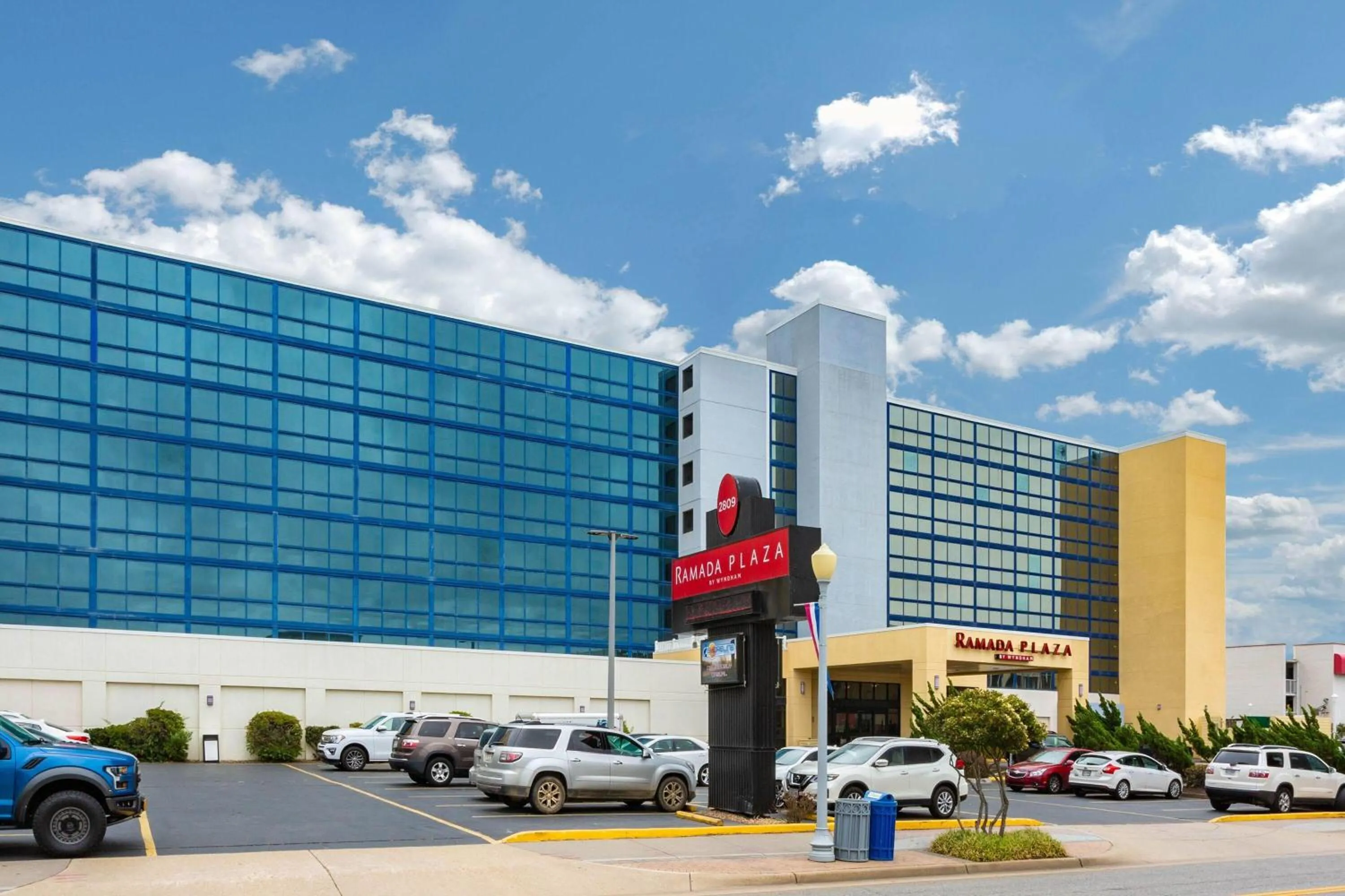 Property building in Ramada Plaza by Wyndham Virginia Beach Oceanfront