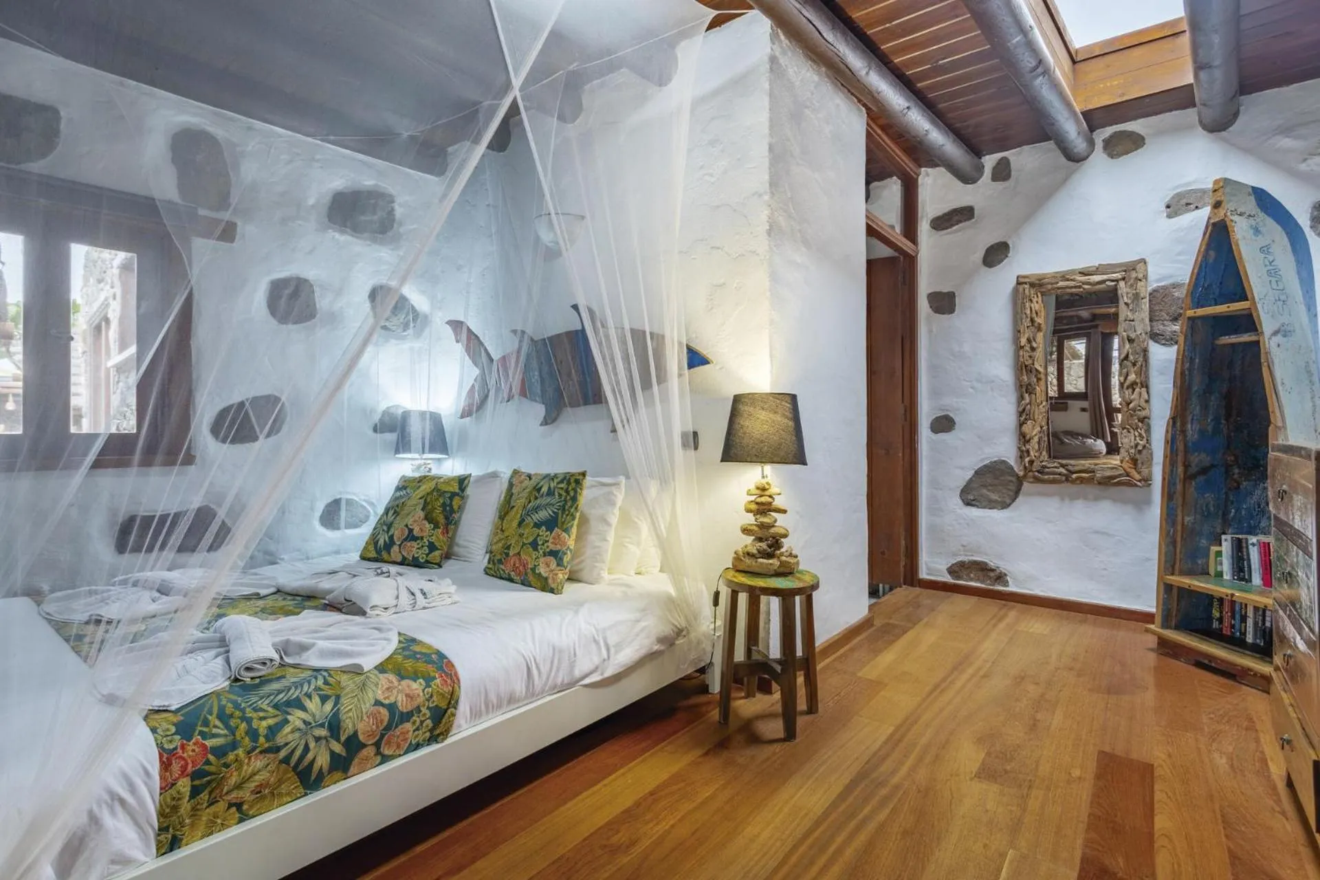 Bed in Finca De Arrieta Village - Yurts and Stone Cottages - Shared Pool - Walking distance to Arrieta Beach - Off Grid