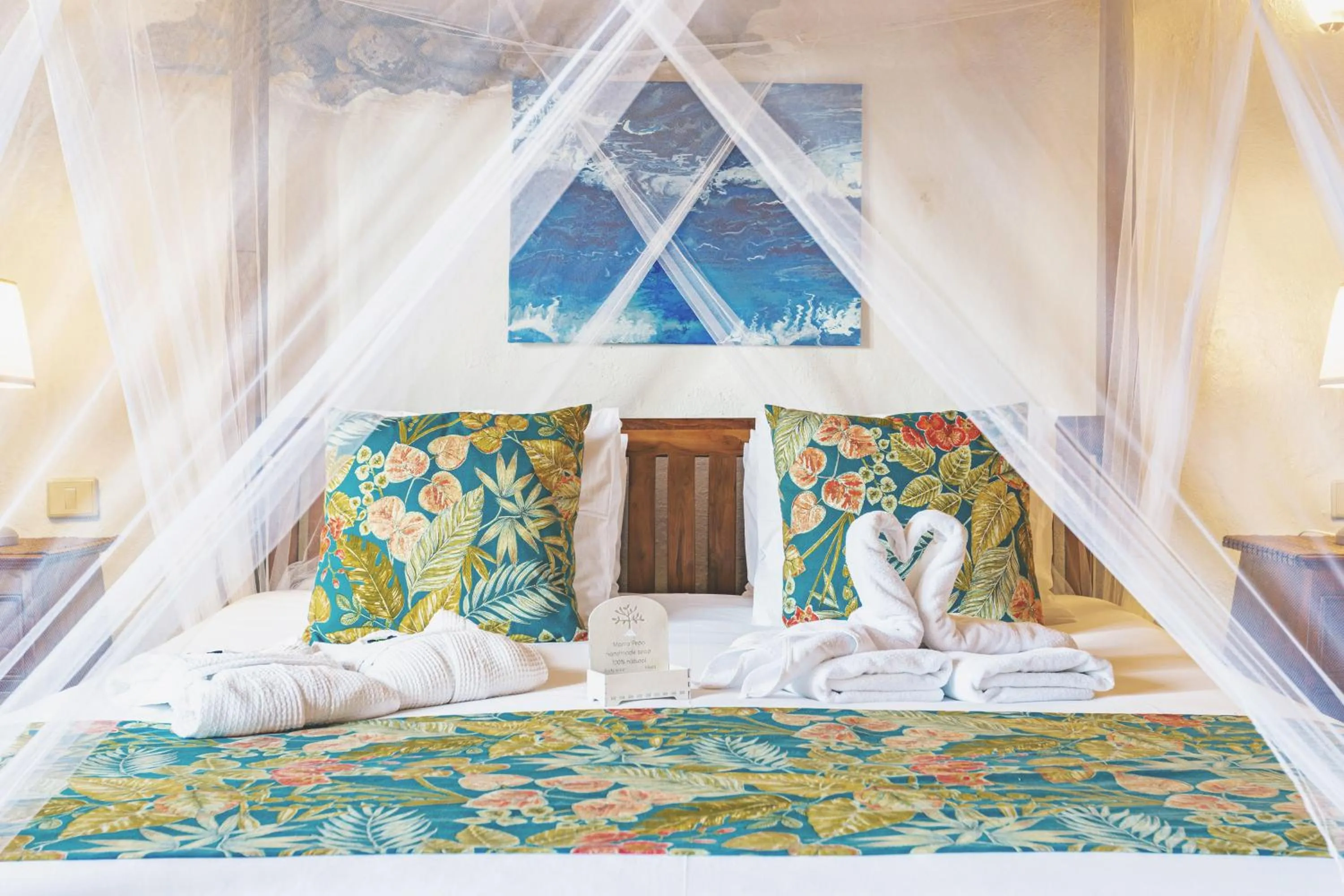 Bed in Finca De Arrieta Village - Yurts and Stone Cottages - Shared Pool - Walking distance to Arrieta Beach - Off Grid