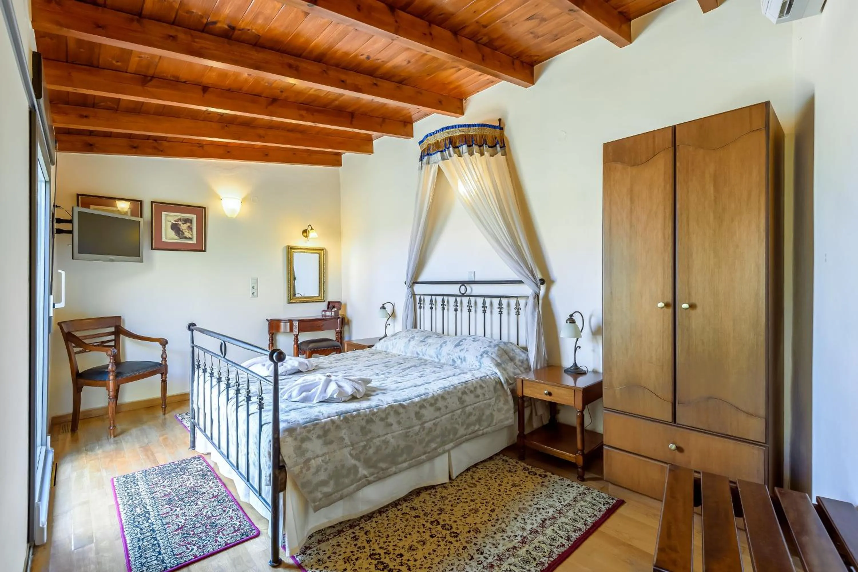 Bed in Belmondo Hotel