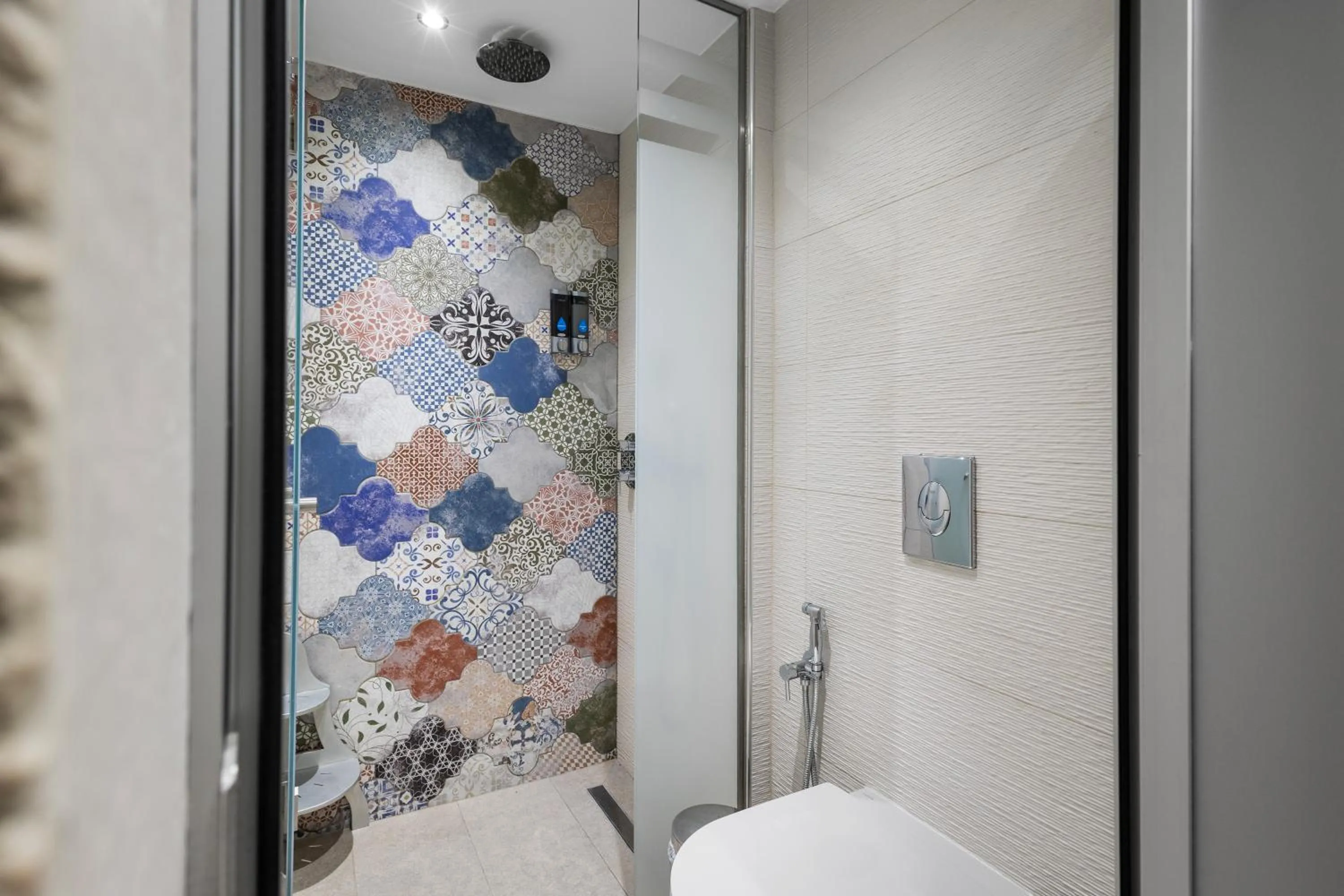 Bathroom in Belmondo Hotel