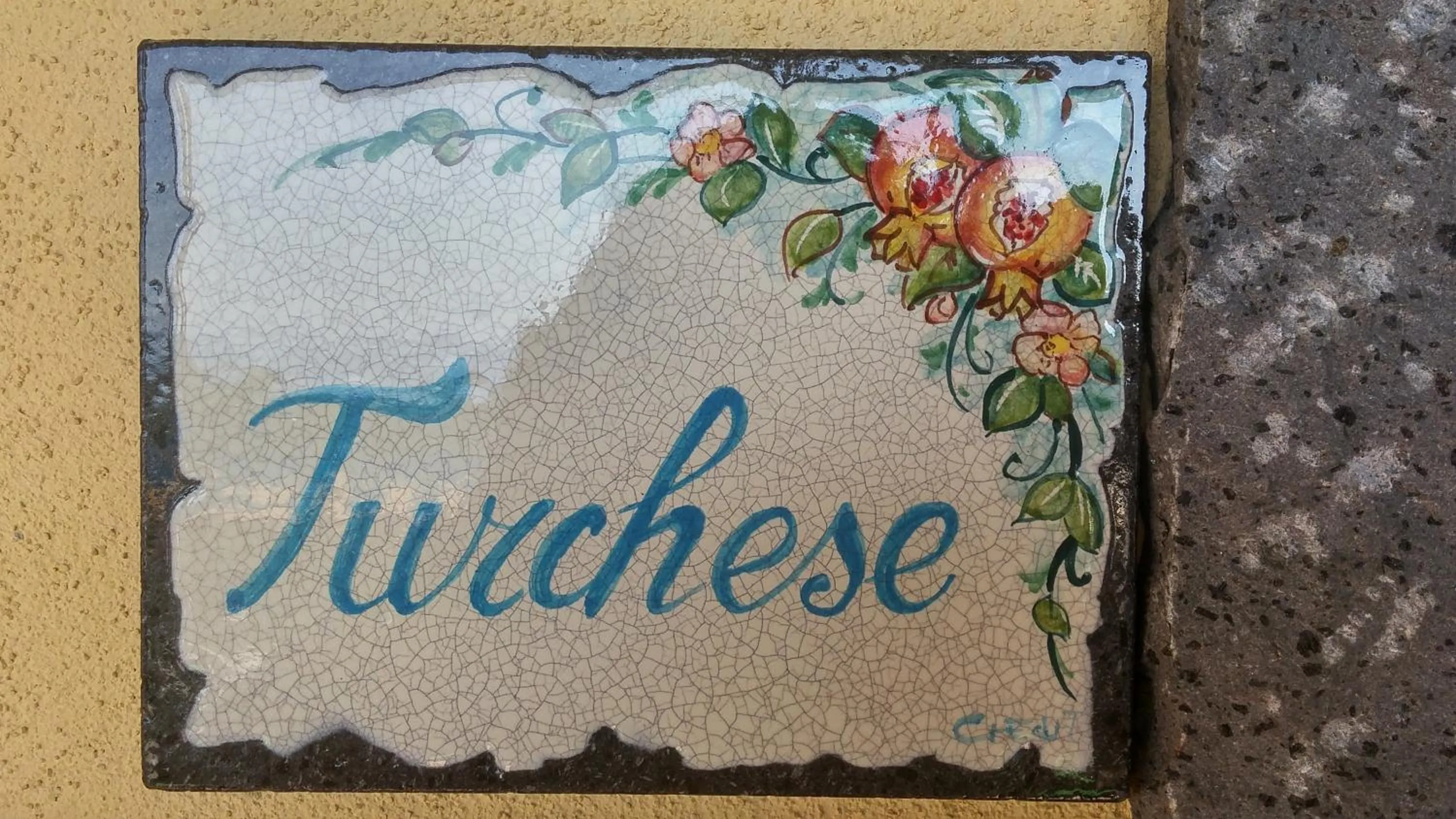 Decorative detail in La Casa del Melograno