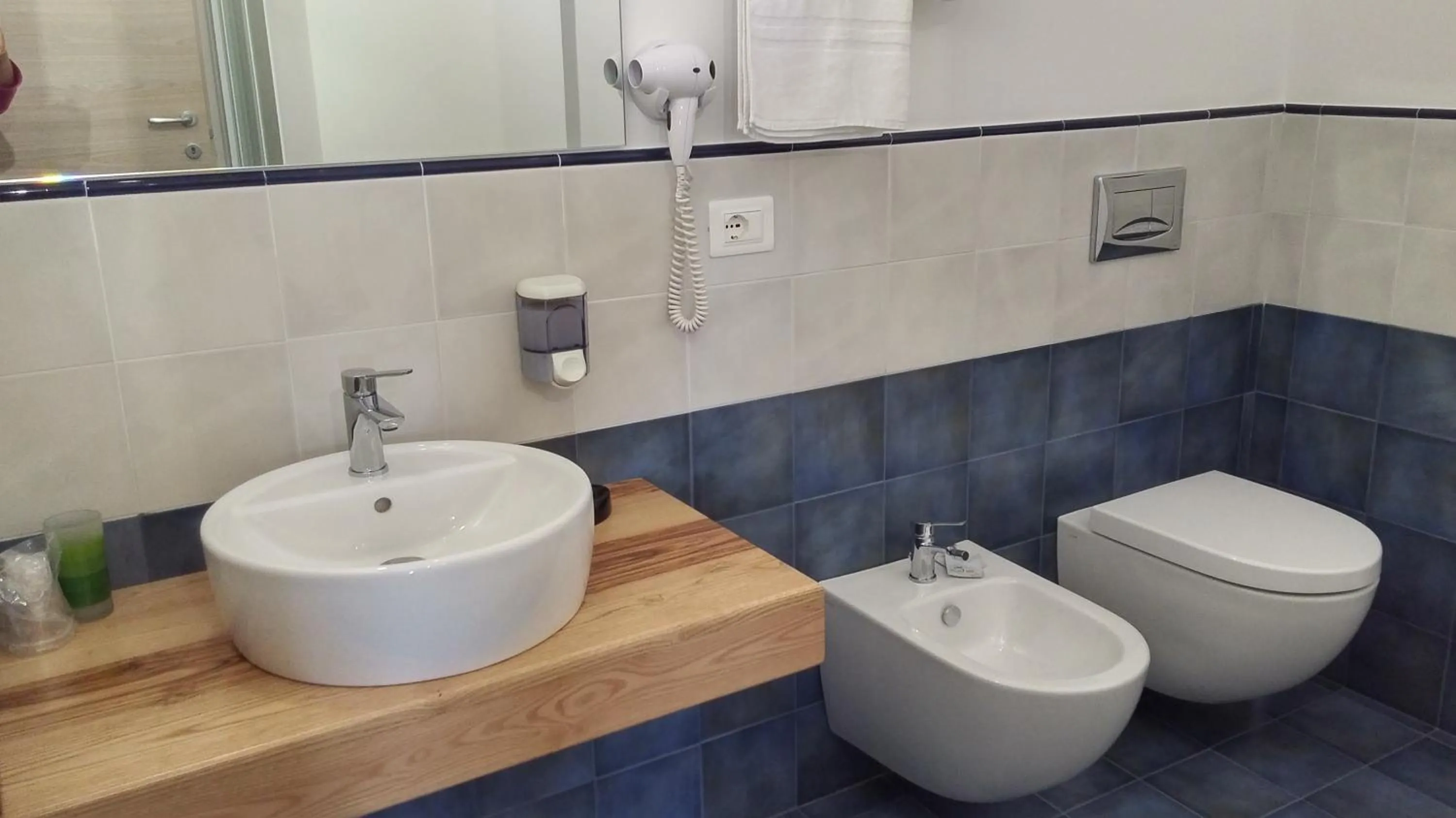 Bathroom in La Casa del Melograno