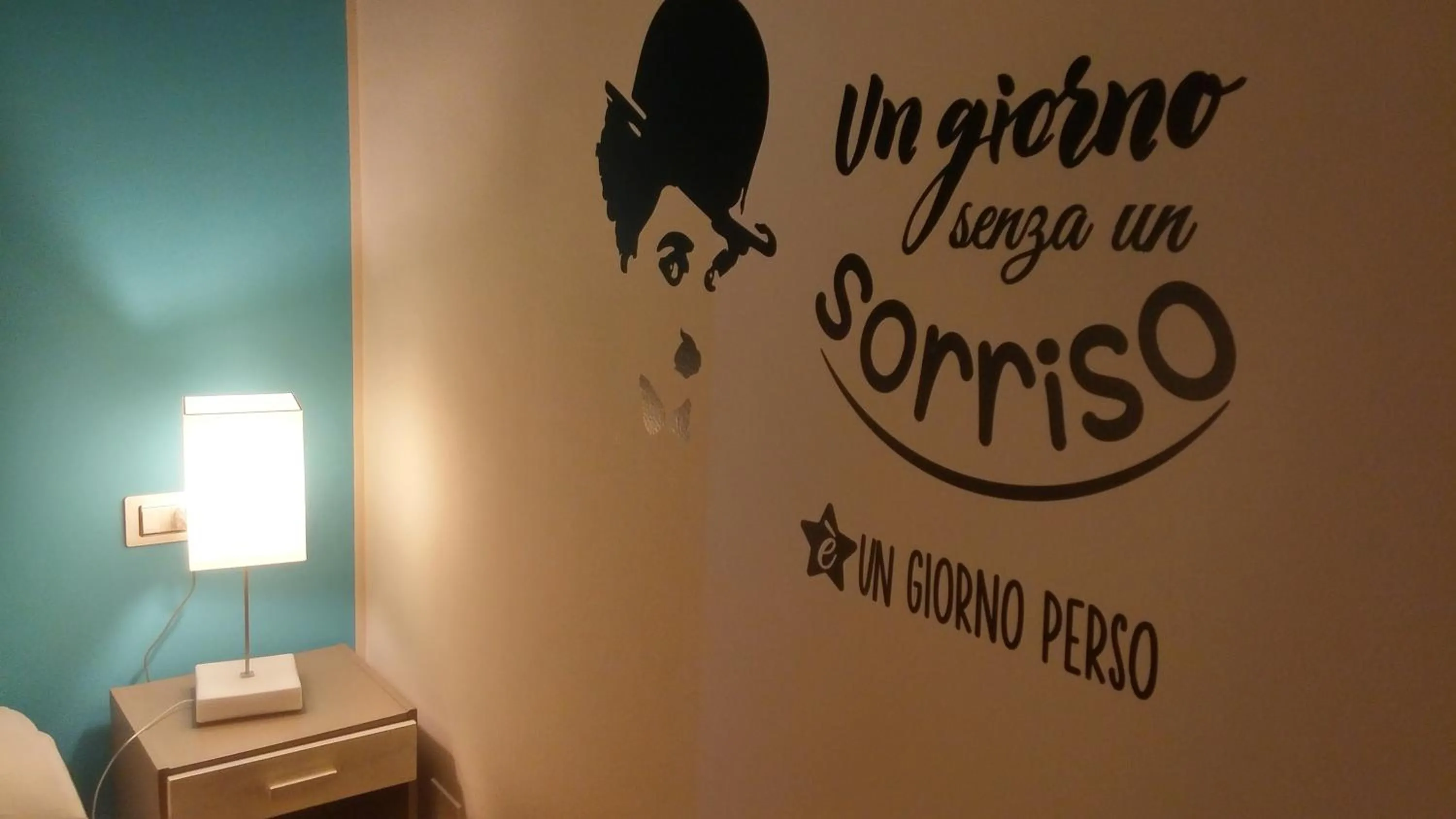 Decorative detail in La Casa del Melograno