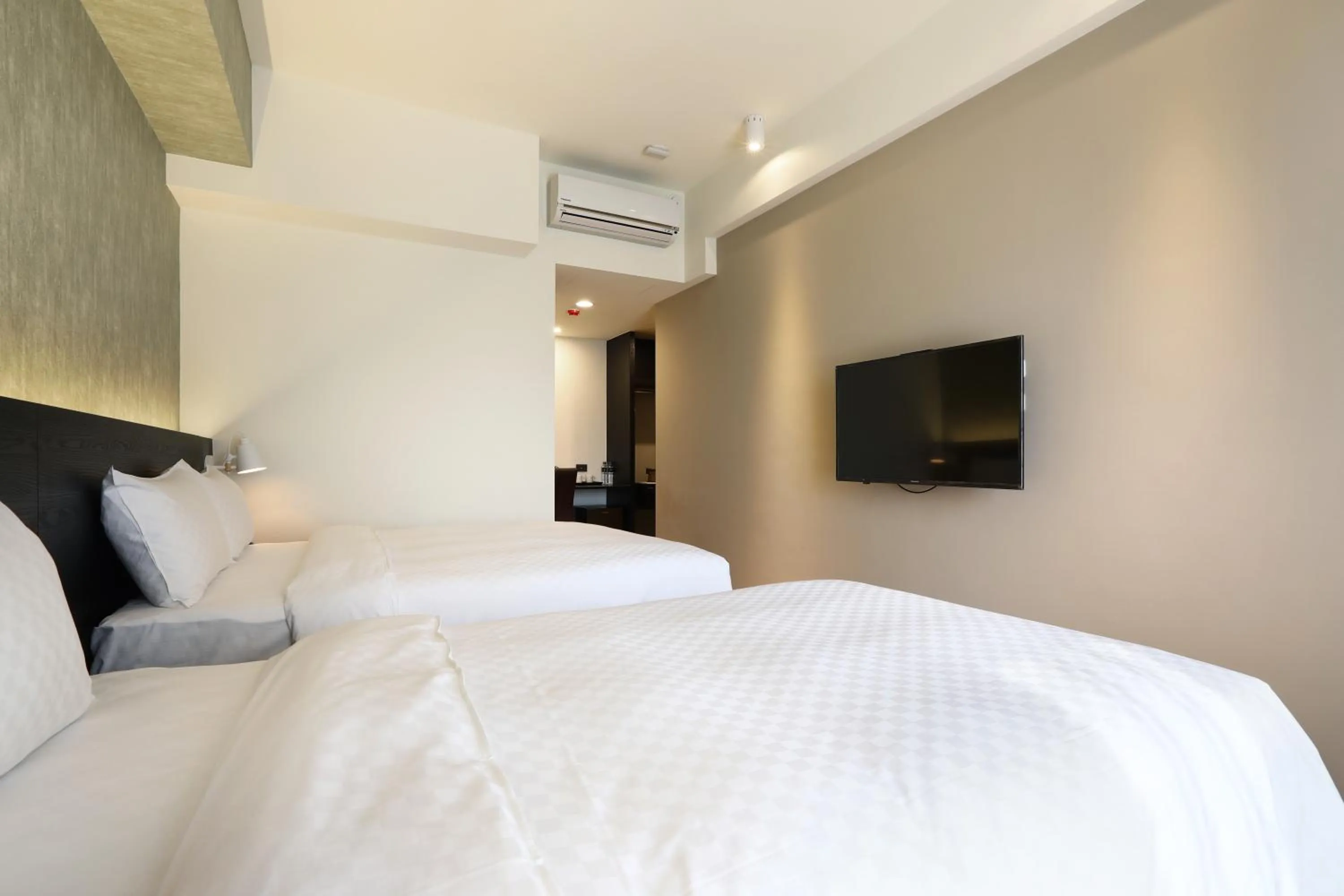 Photo of the whole room, Bed in Kun Tour