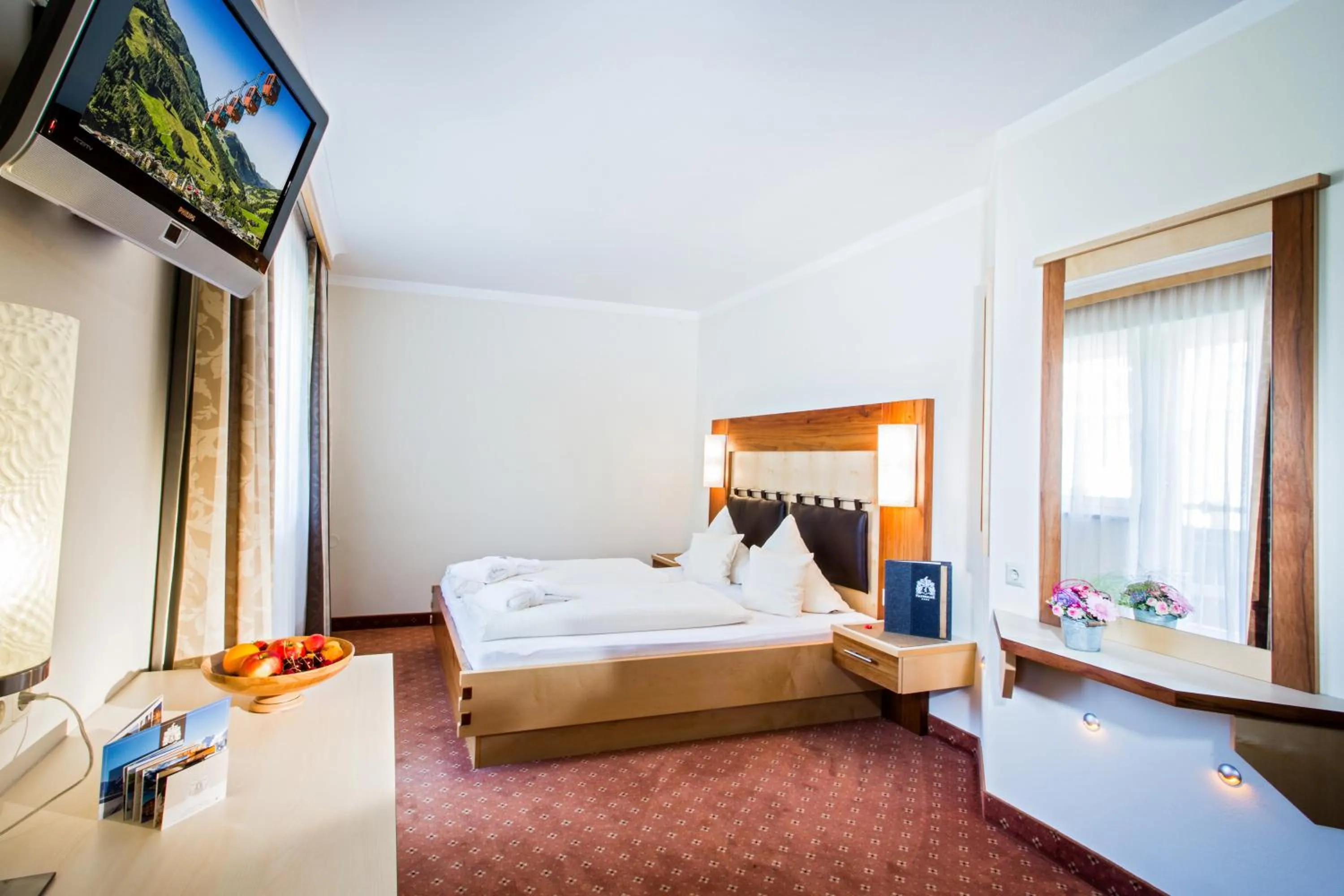 Photo of the whole room, Bed in Hotel Hasenauer 4 Sterne Superior