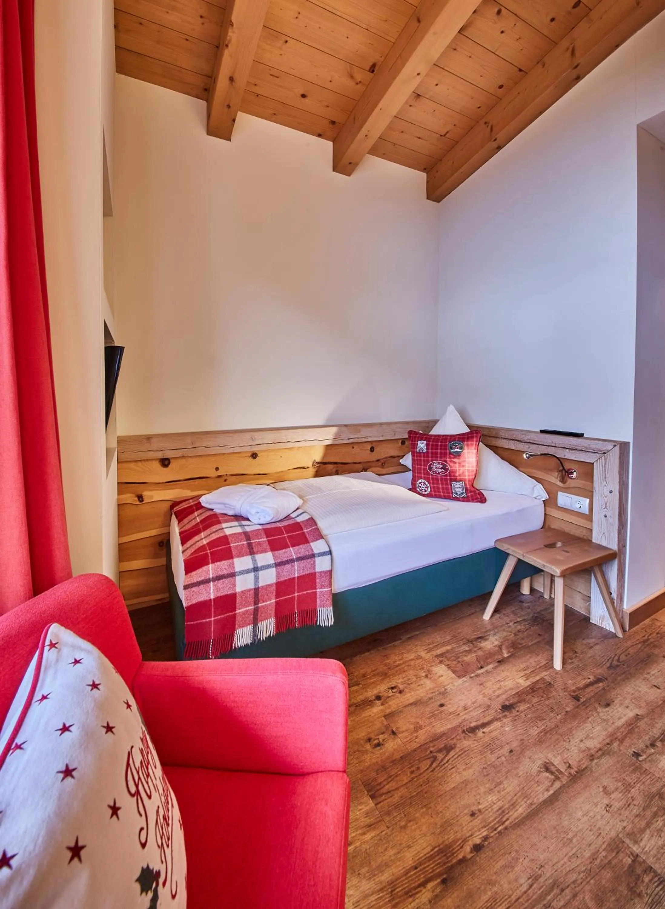 Photo of the whole room, Bed in Hotel Hasenauer 4 Sterne Superior