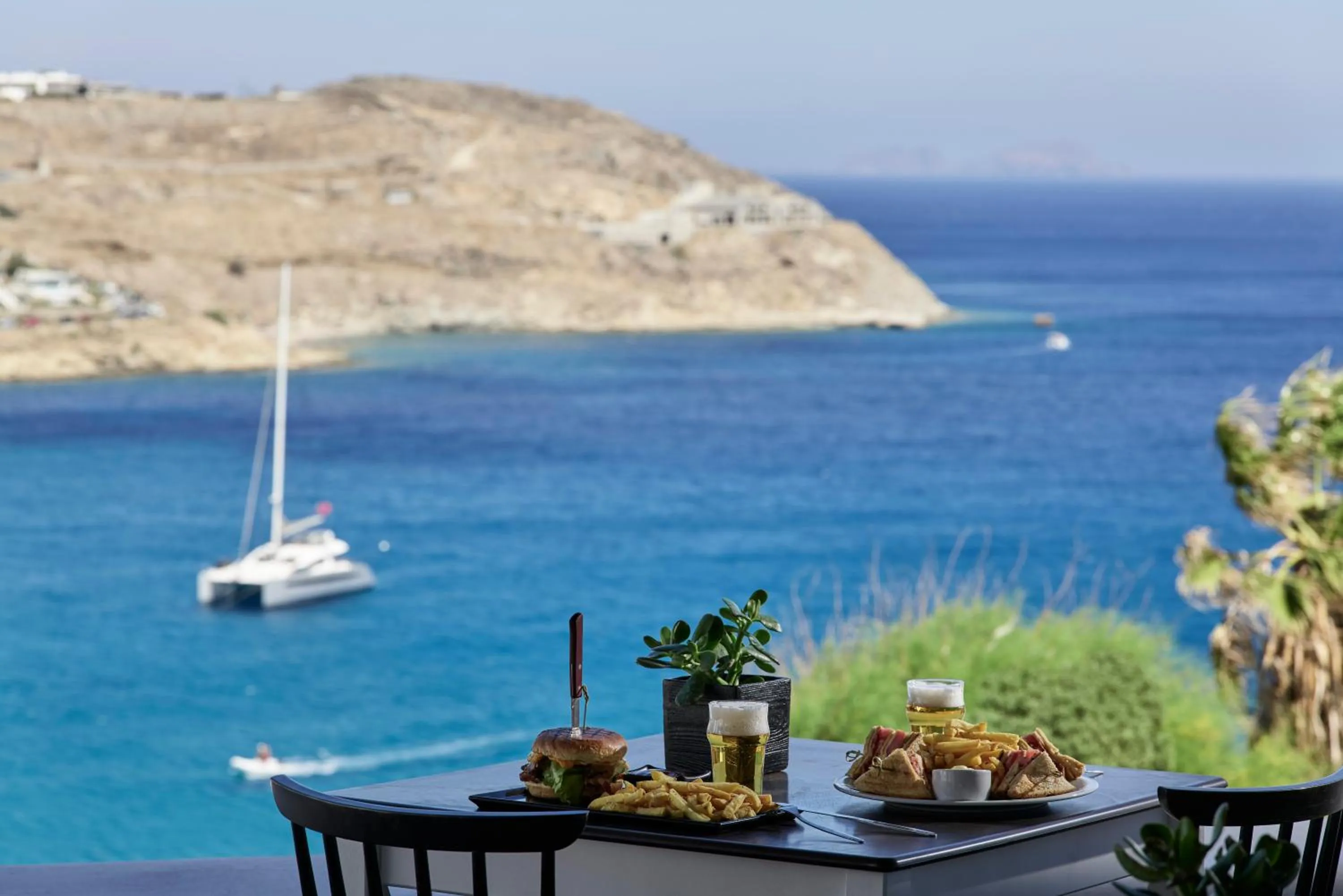 Restaurant/places to eat in Pietra e Mare - Mykonos Moments