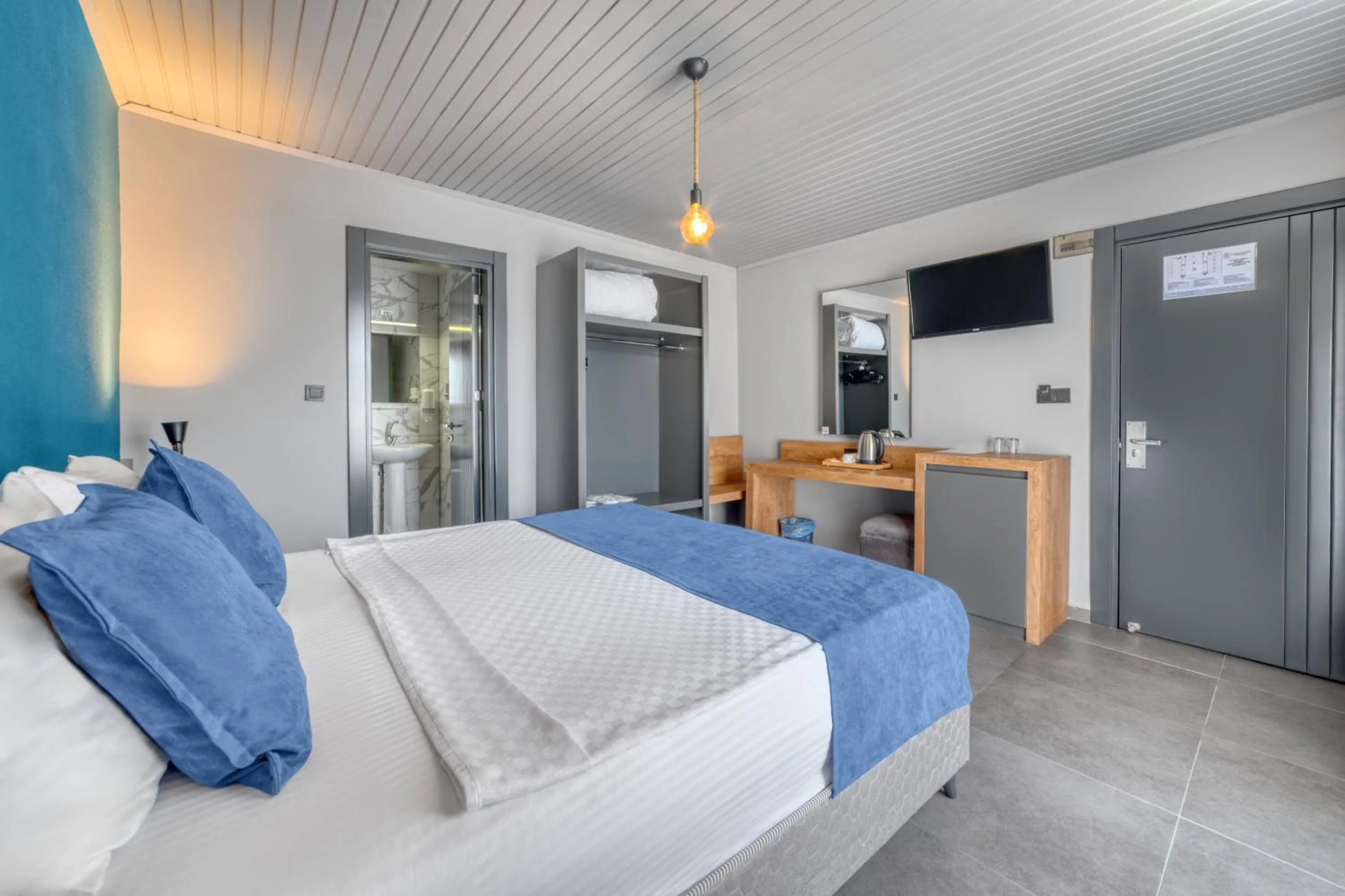 Bed in Royalisa Palmiye Beach Hotel Adult Only