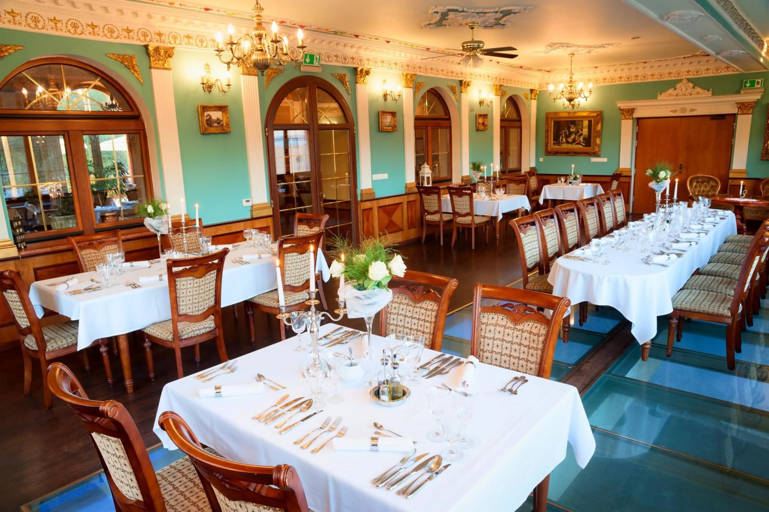 Restaurant/places to eat in Hotel Bończa