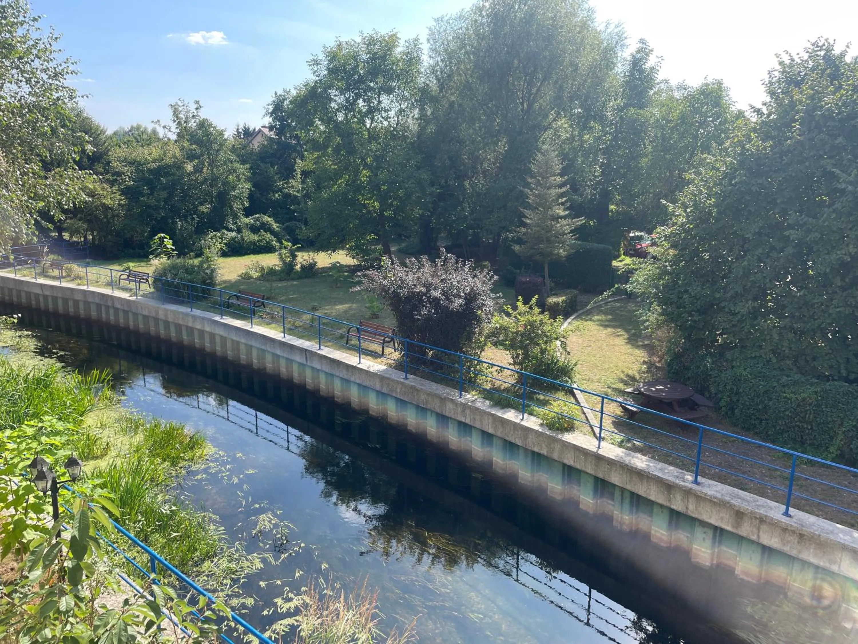 Property building in Hotel Bończa
