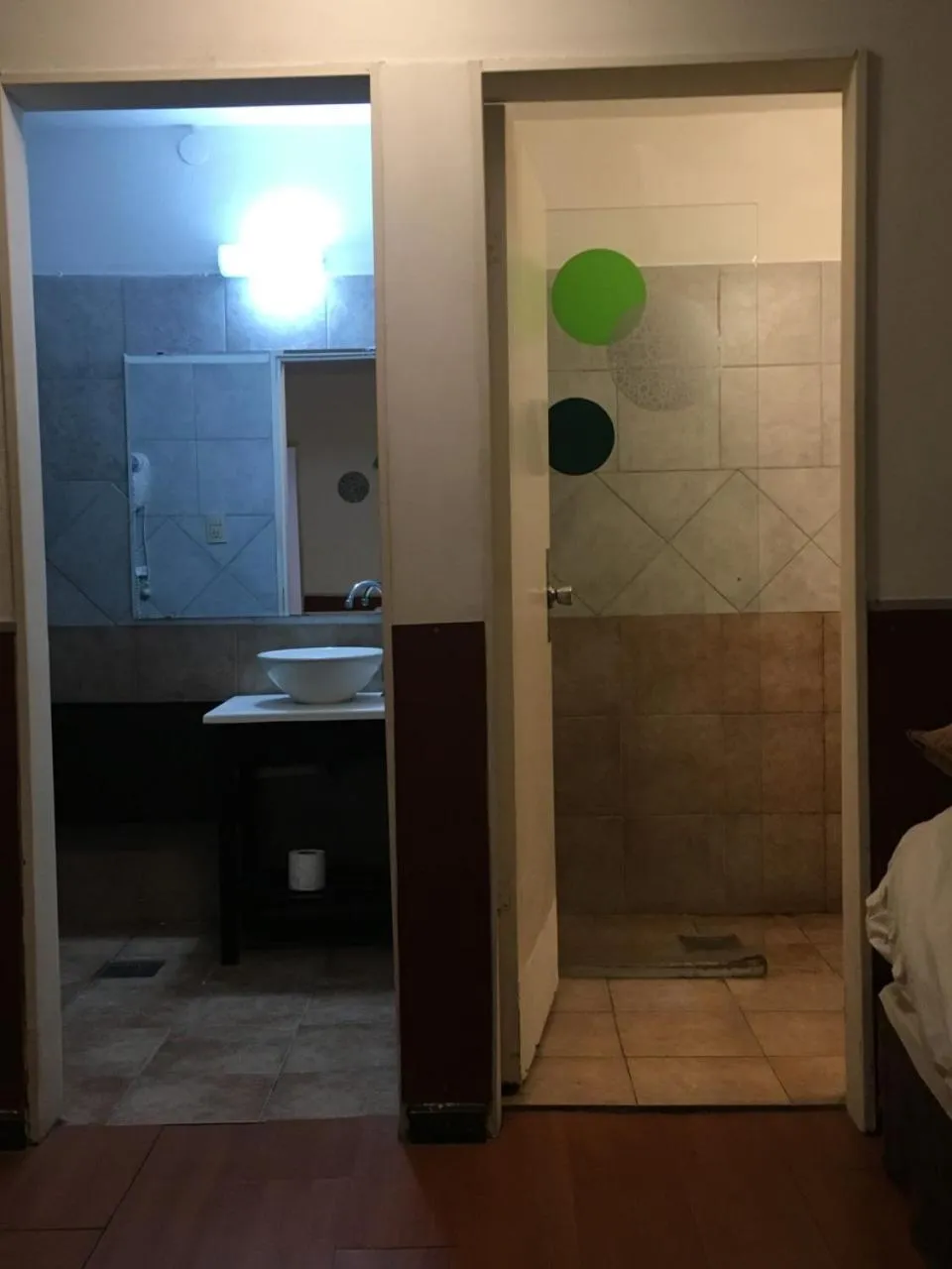 Shower in Del Fundador