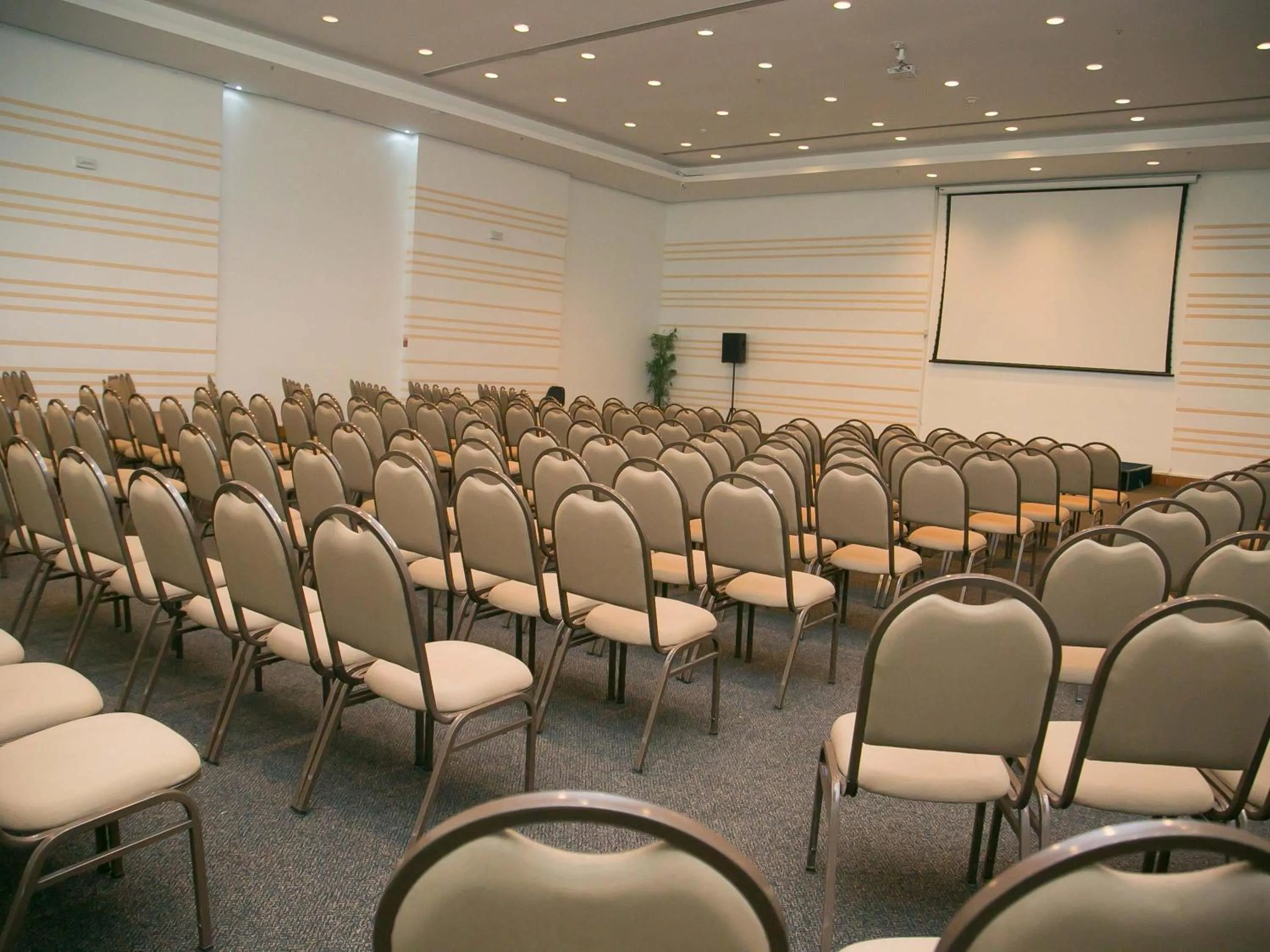 Meeting/conference room in Mercure Macaé