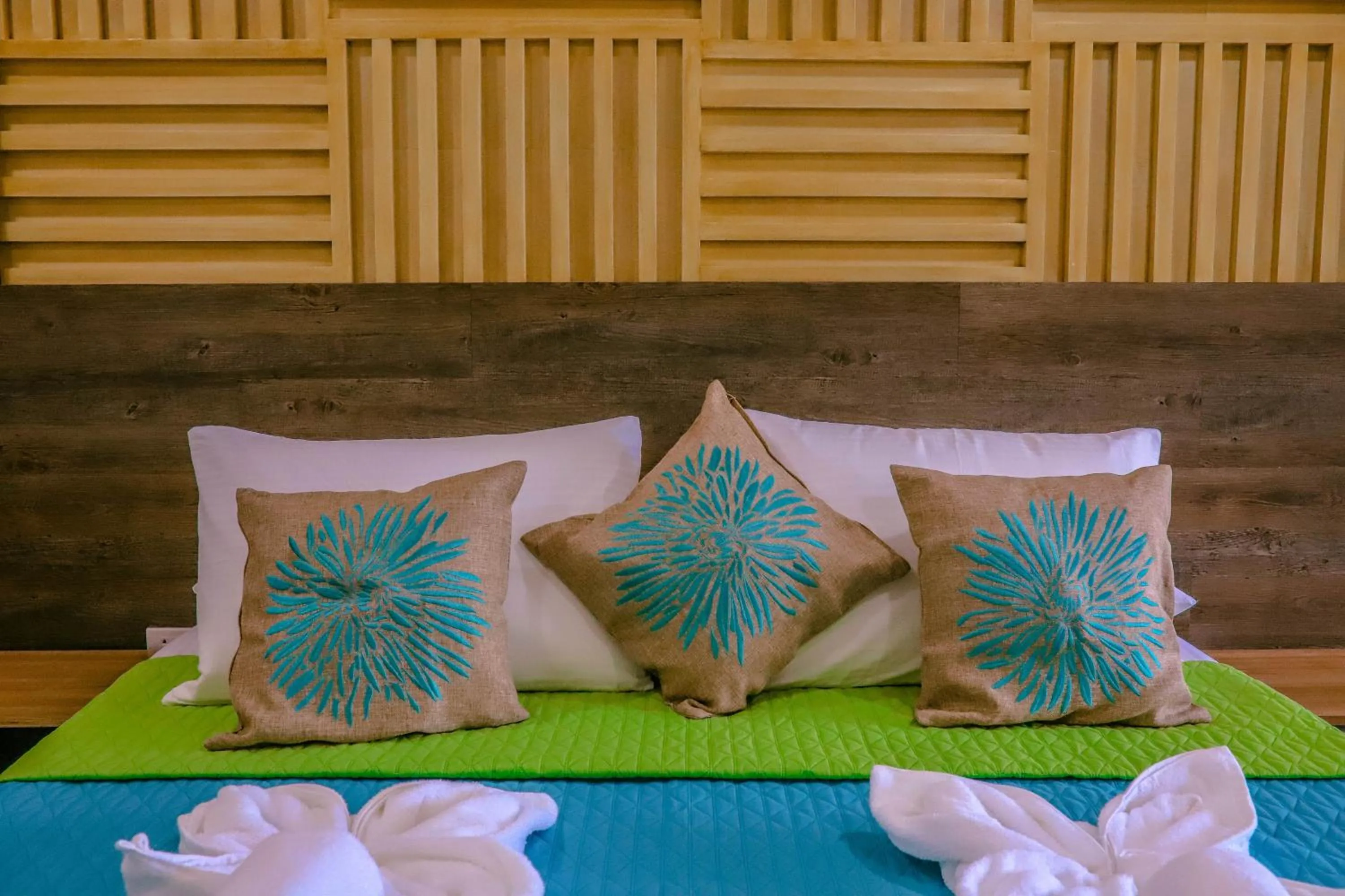 Bed in Noni's Resort