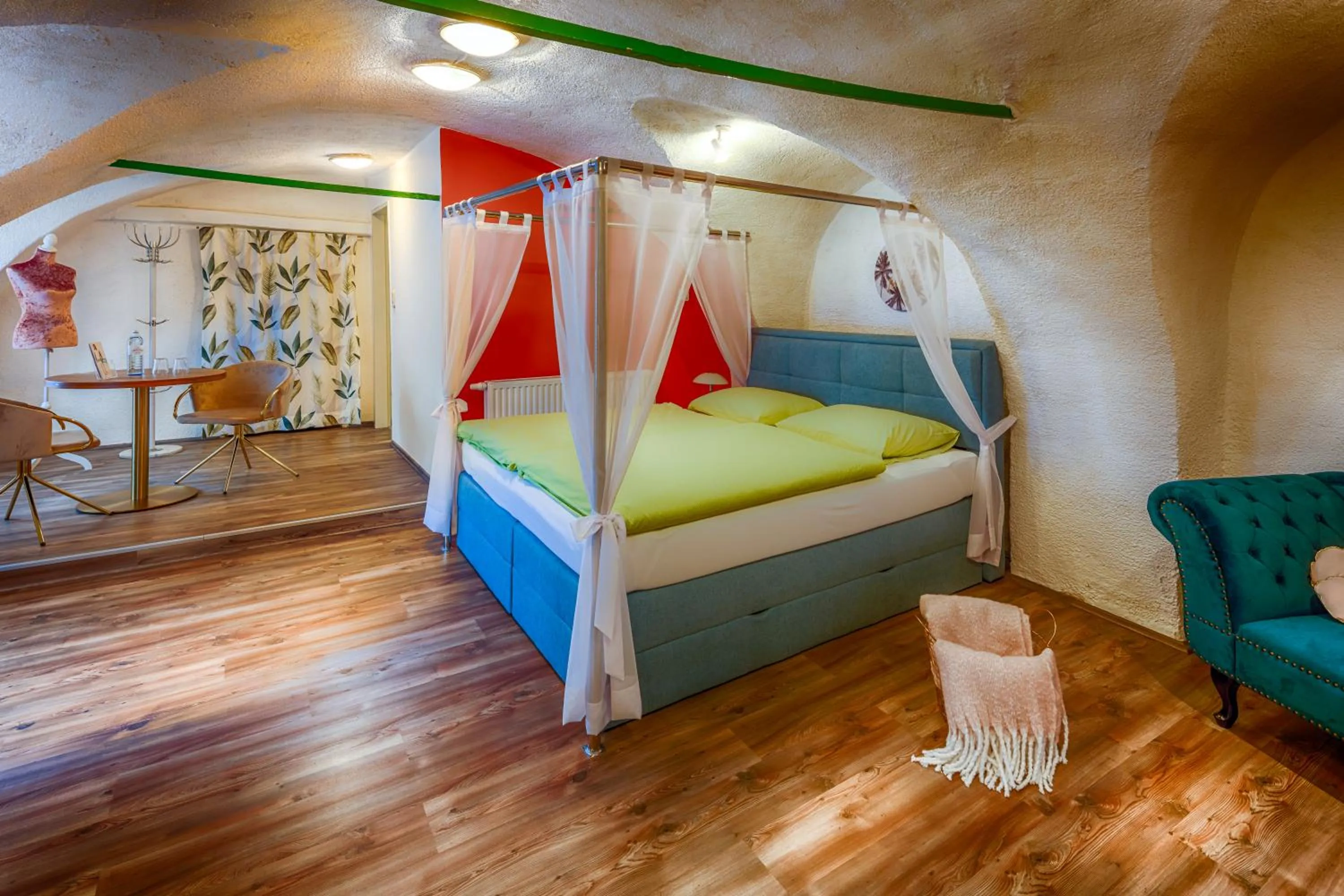 Bed in Turmhof Breitenbrunn