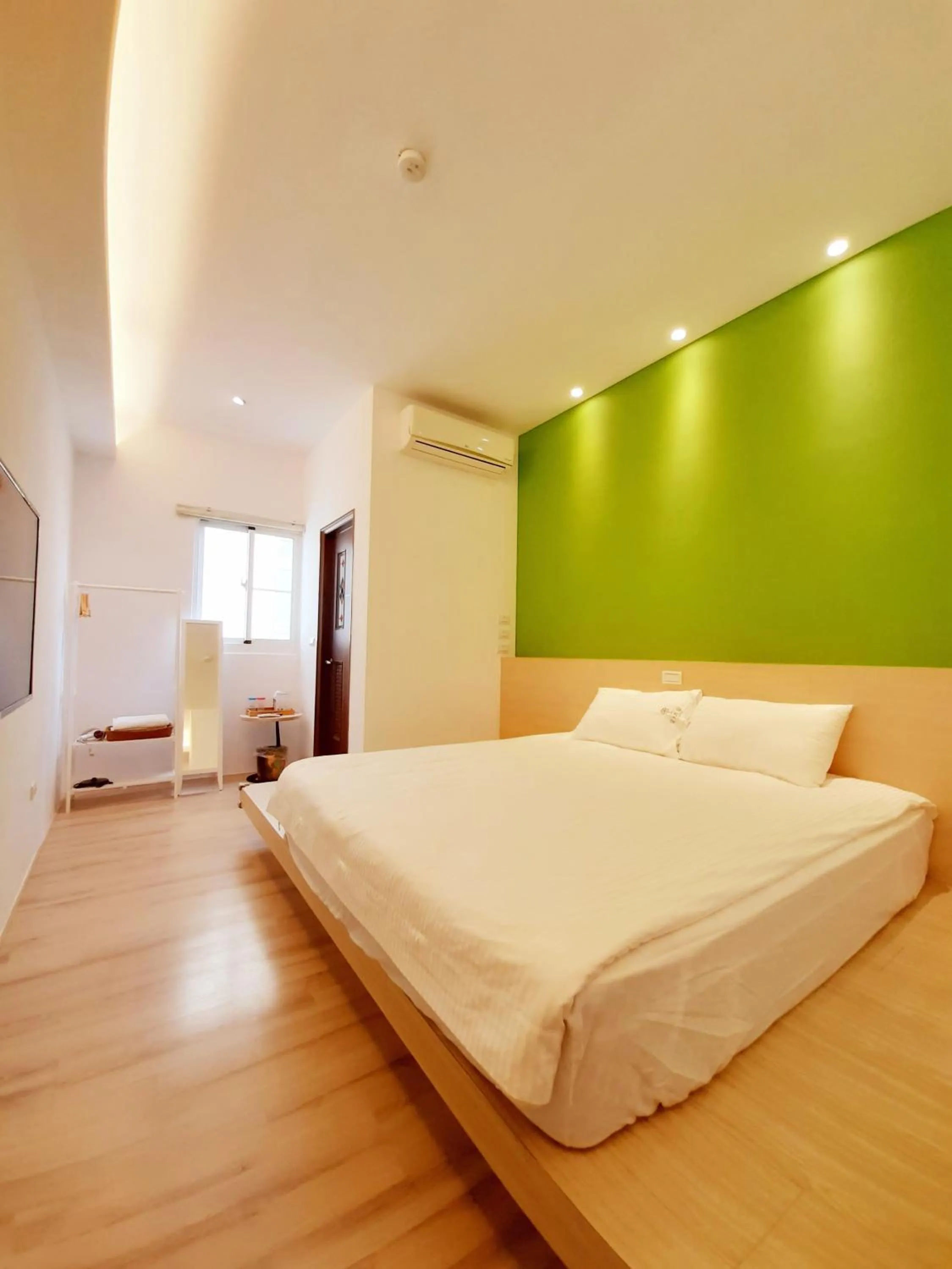 Bed in Love Travel Guest House