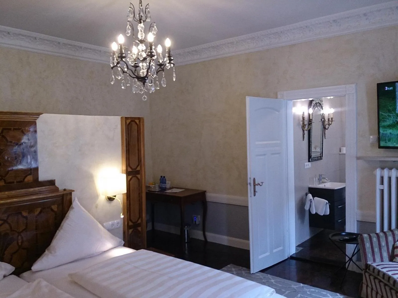 Toilet, Bed in Der Platengarten