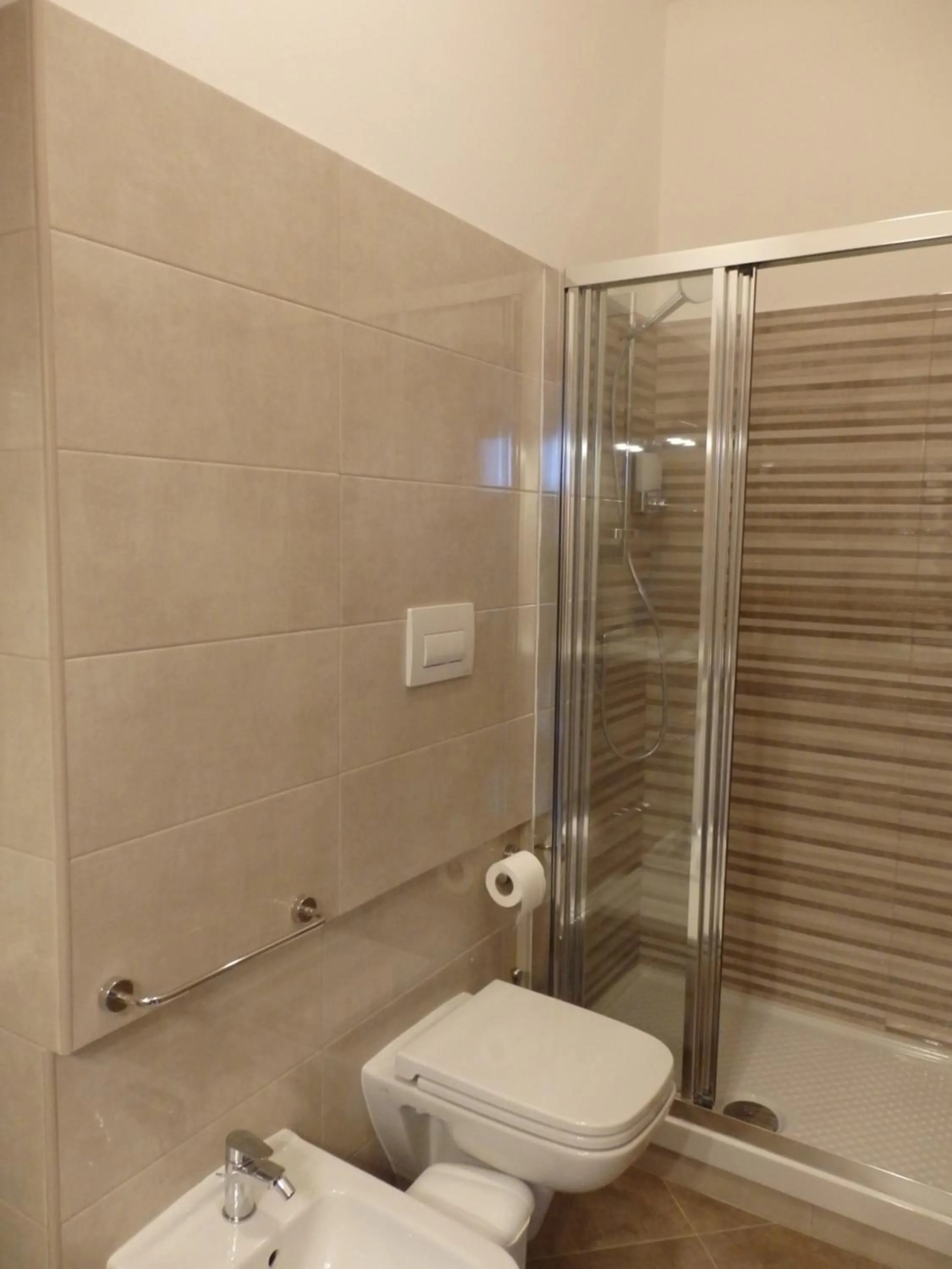 Shower in La Casetta