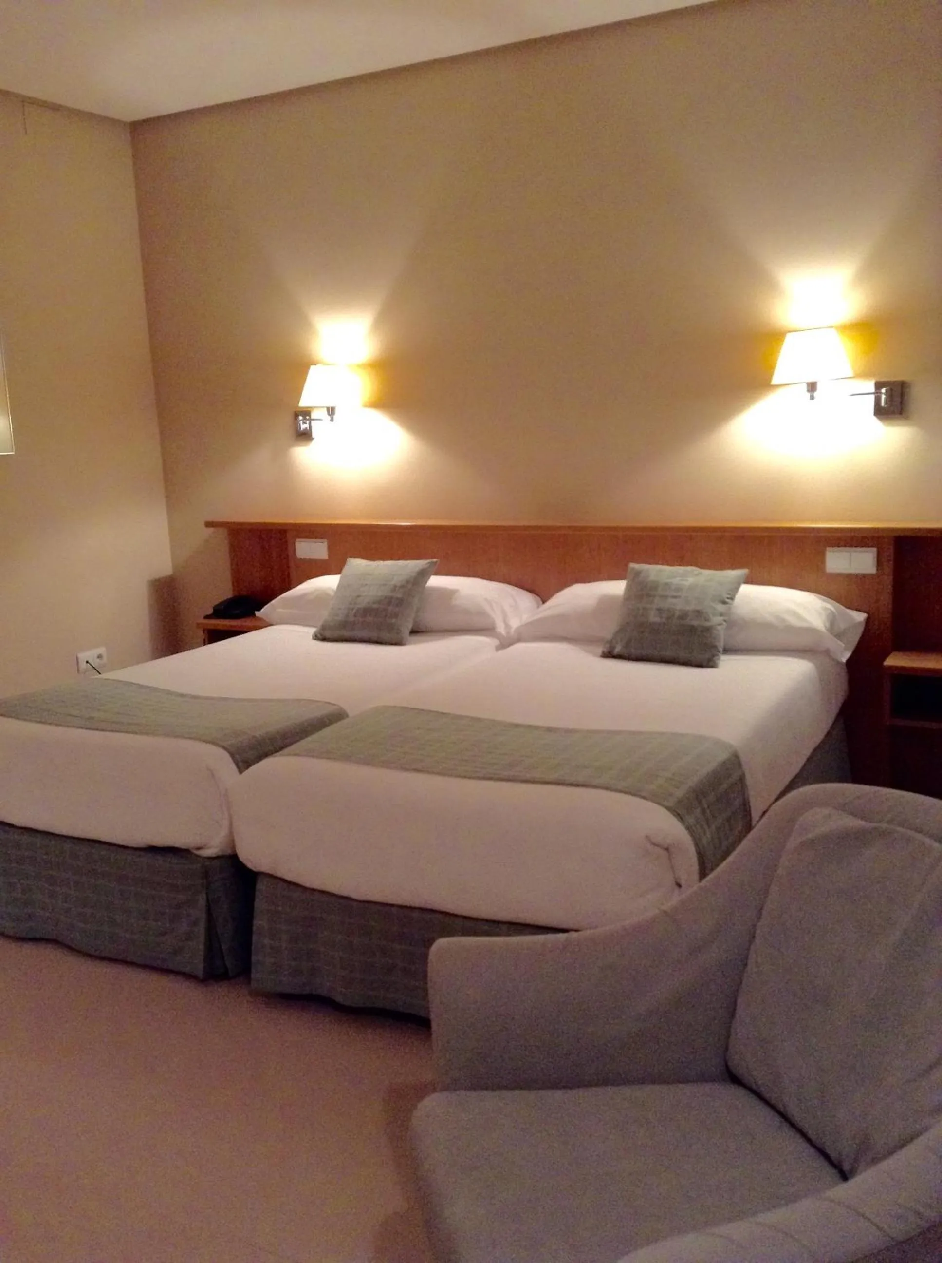 Bedroom, Bed in Hotel Central