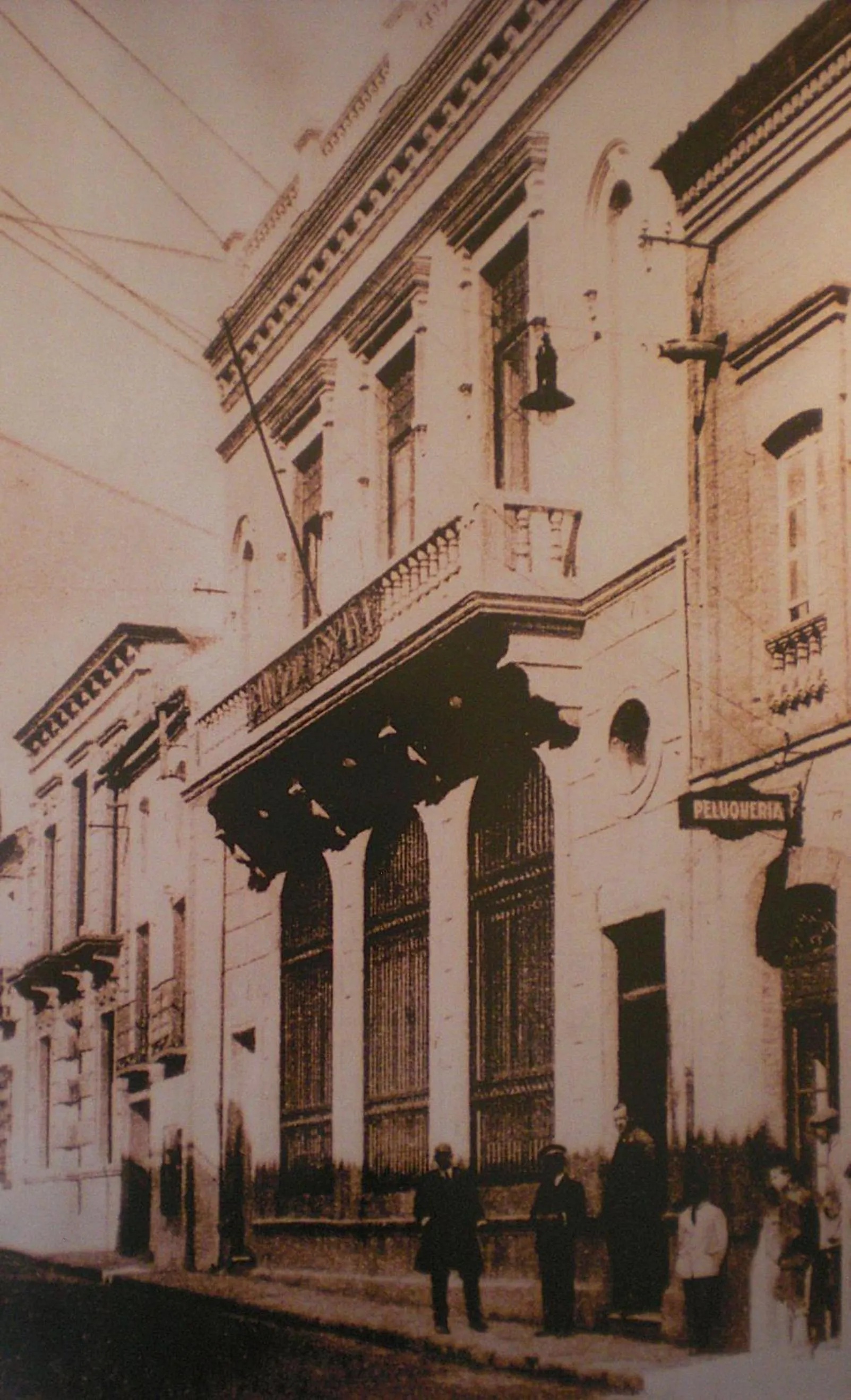 Day in Hotel Central