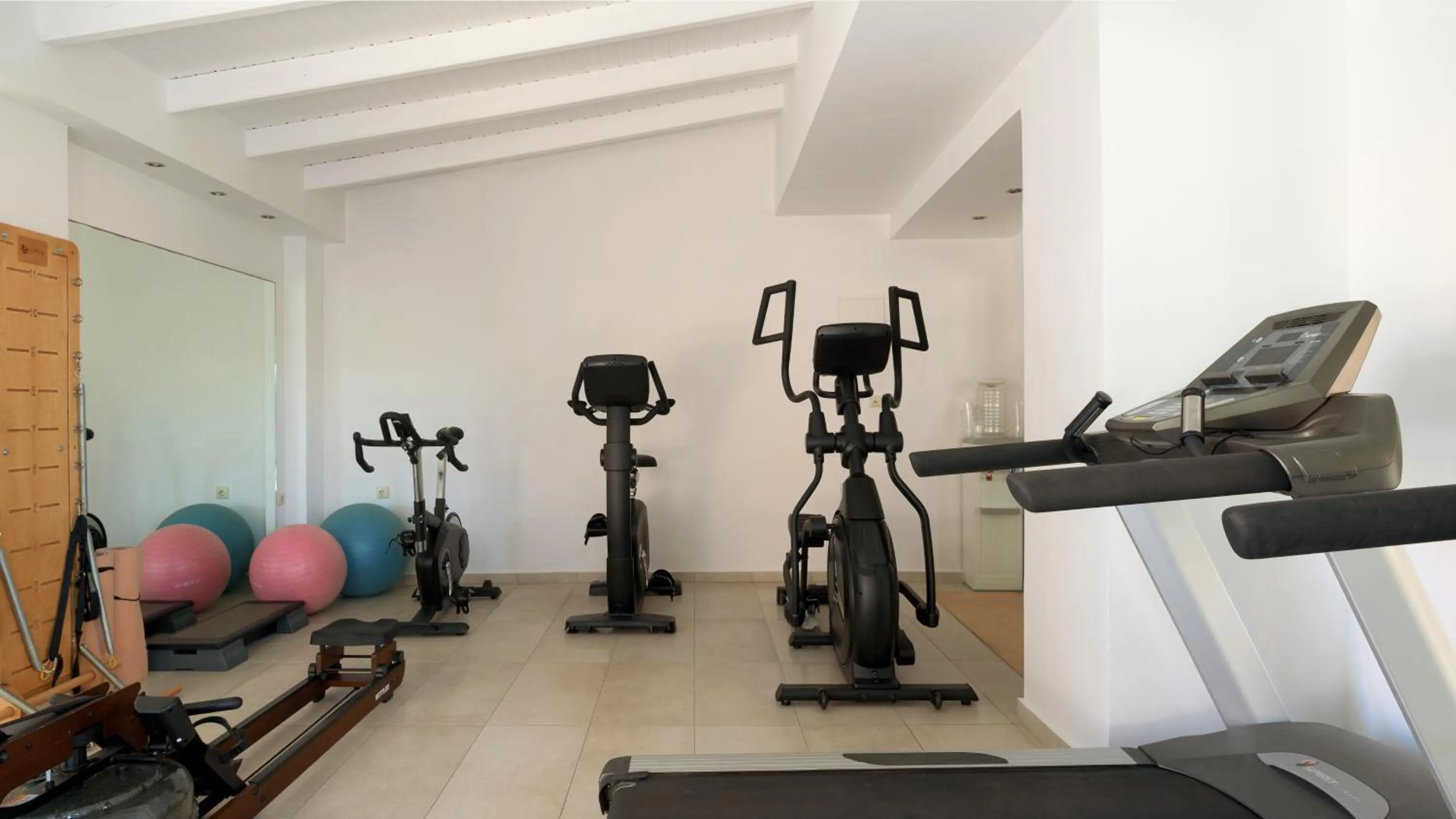 Fitness centre/facilities in High Beach Resort