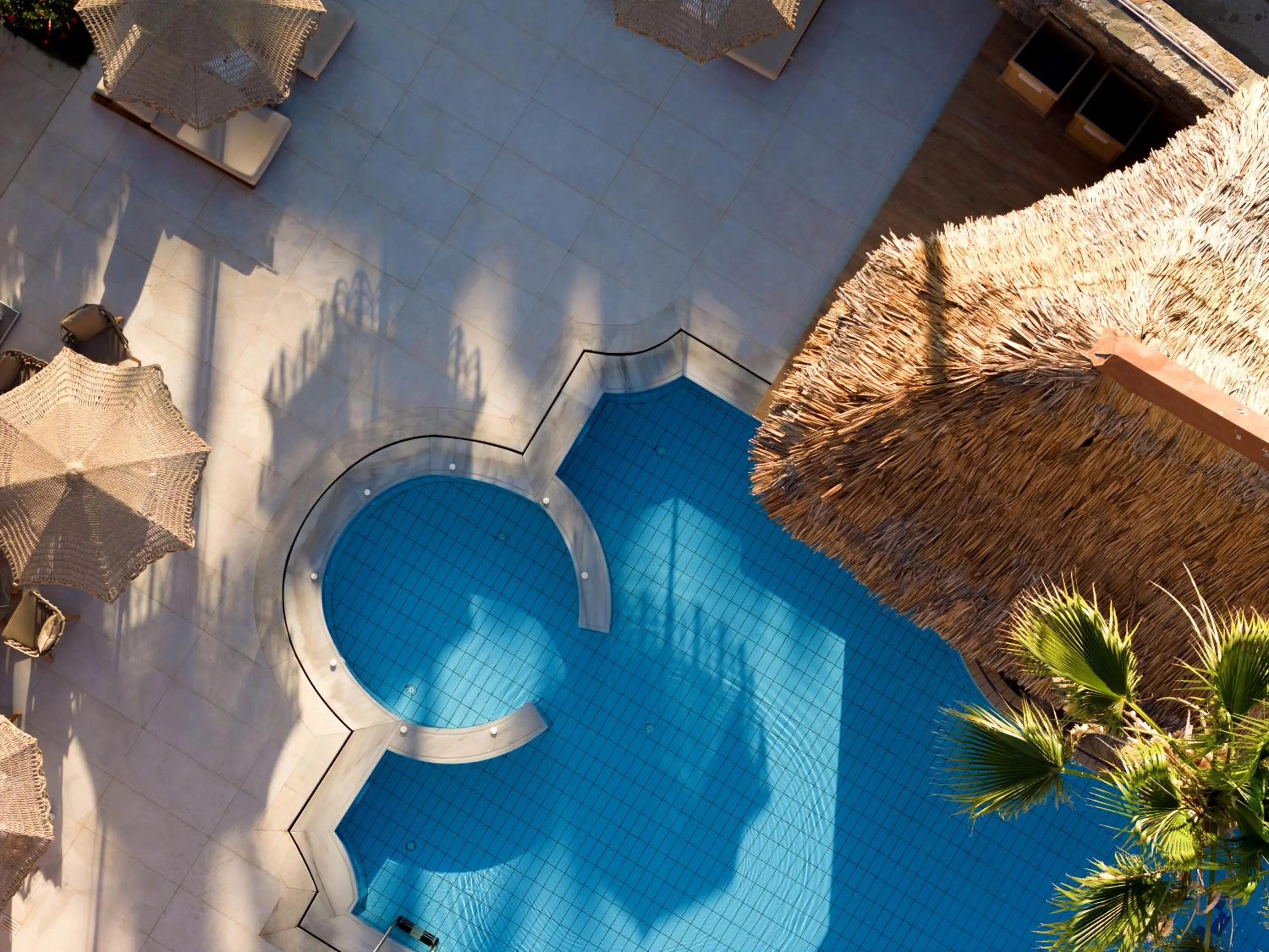 Swimming pool in High Beach Resort